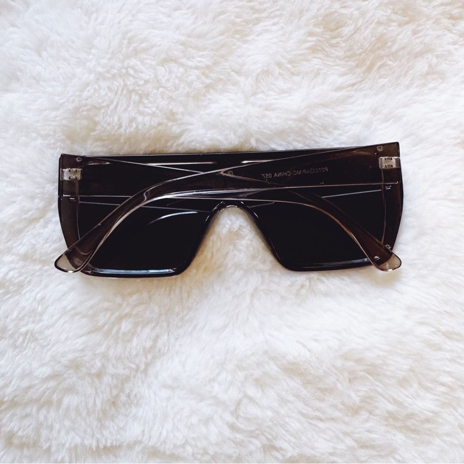 Other Greta Gray Oversized Statement Sunglasses Size ONE SIZE - 10 Thumbnail