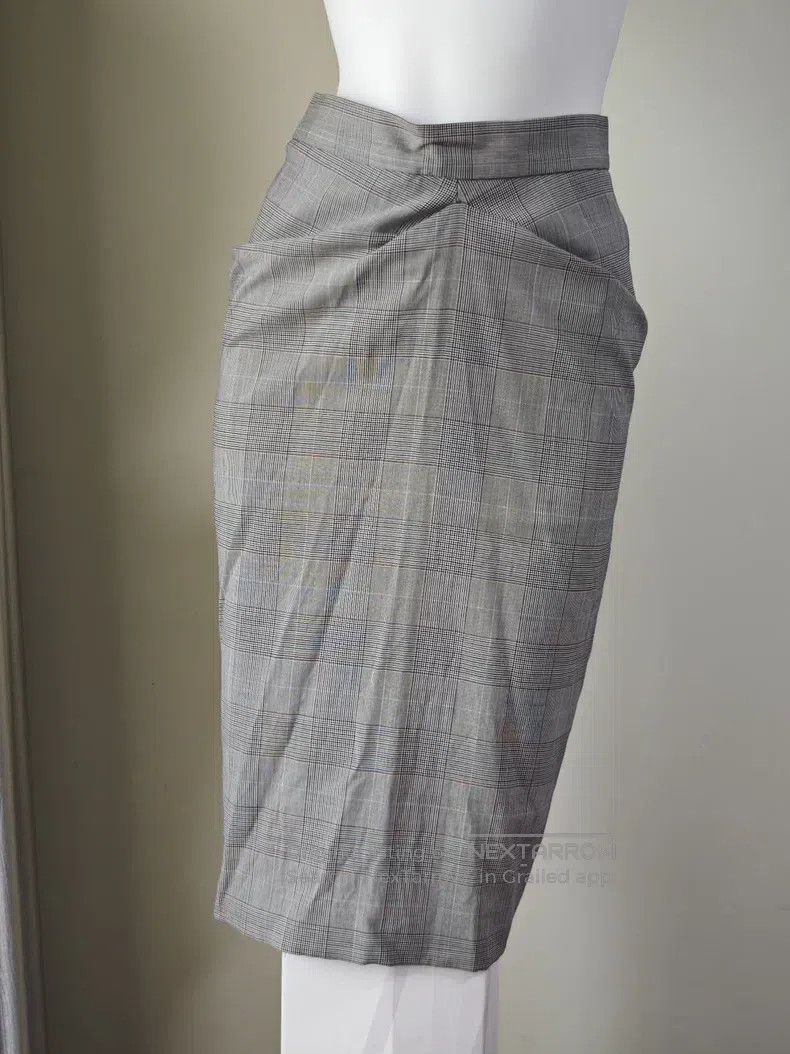 Vivienne Westwood Vivienne Westwood Gray plaid pencil skirt Size 25" / US 0 / IT 36 - 7 Thumbnail