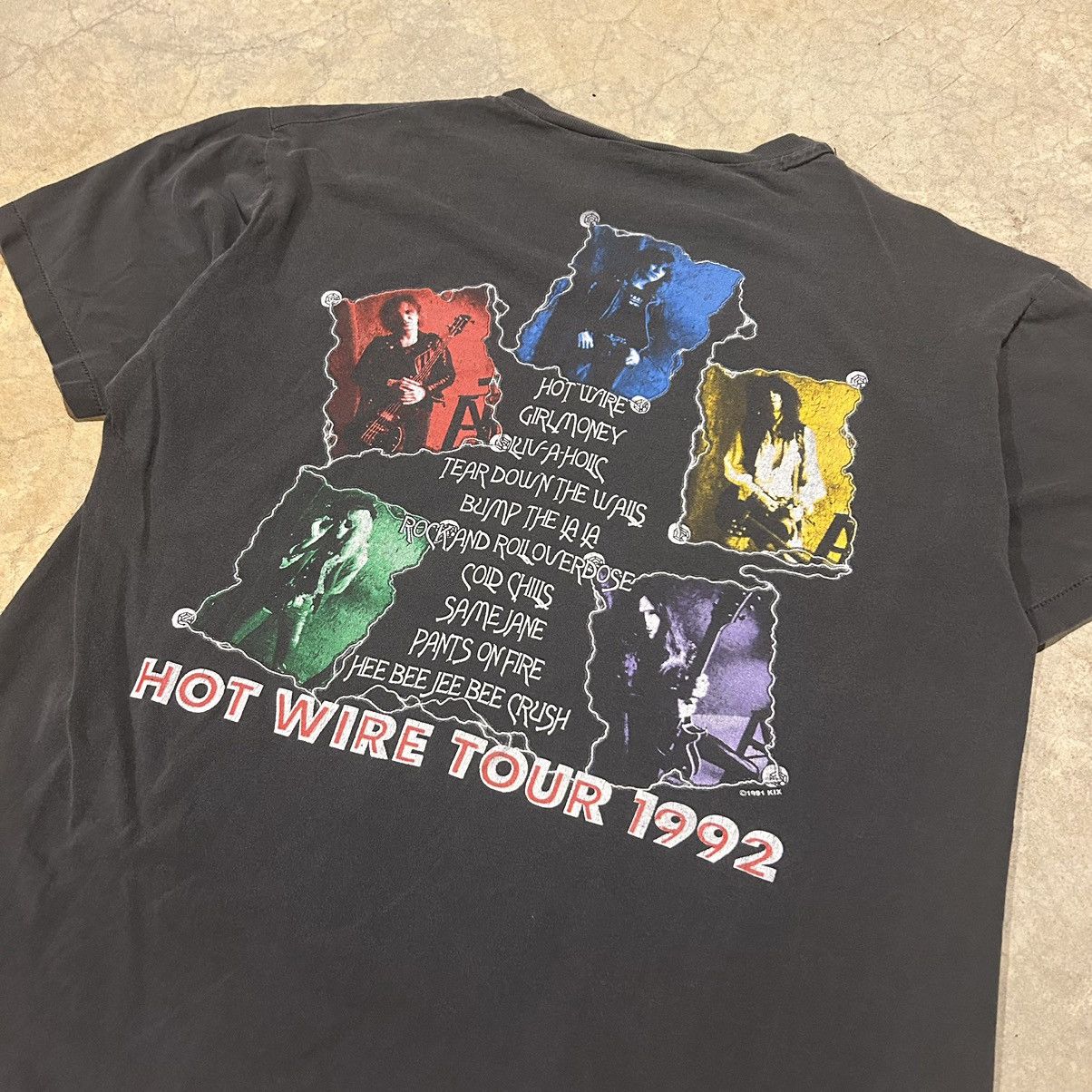 Band Tees × Vintage Crazy Vintage 90s Kix Hot Wire Faded Band Tee Grunge Size US M / EU 48-50 / 2 - 6 Thumbnail