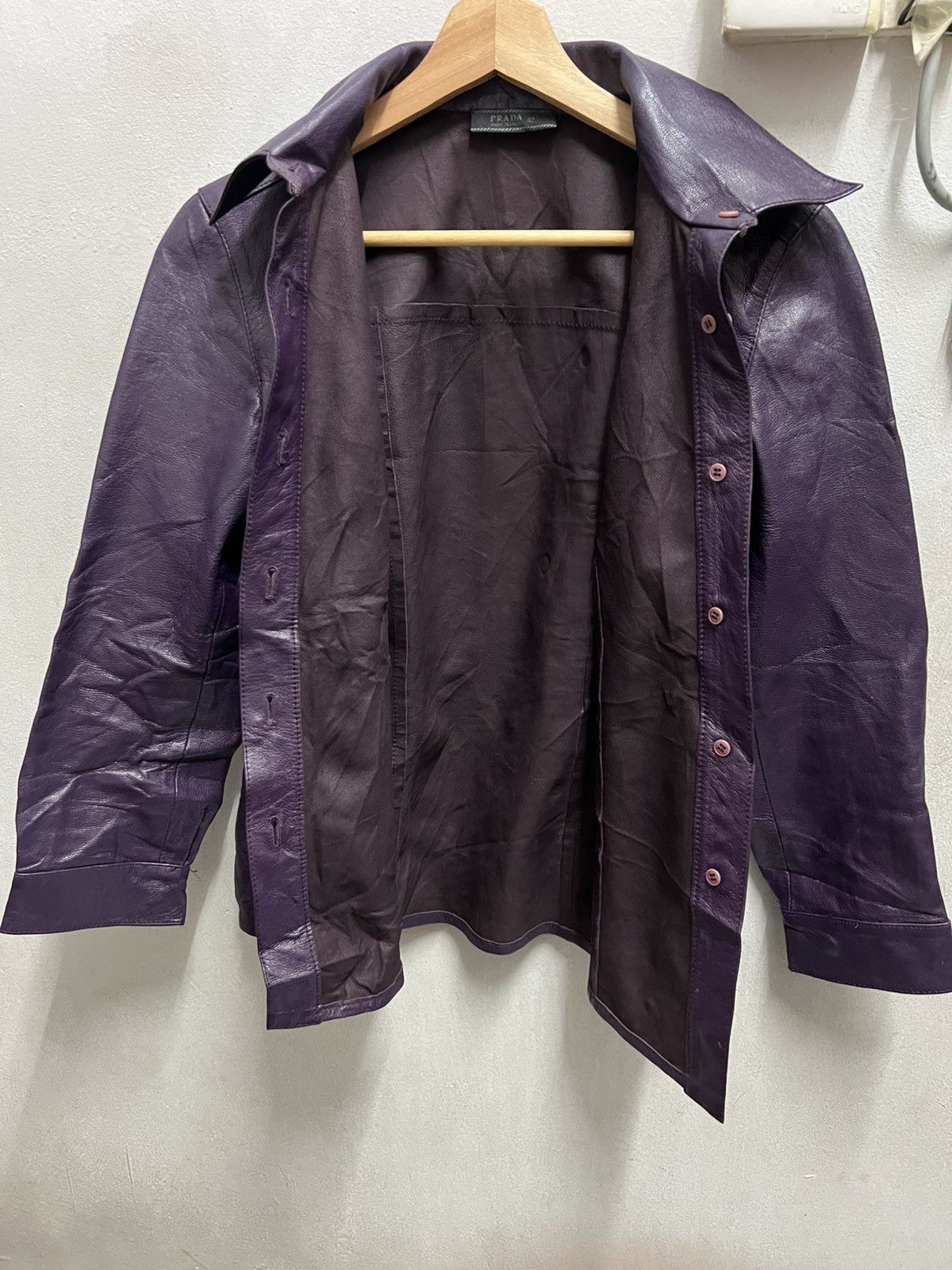 Prada Prada purple leather jacket coat in vintage Size US S / EU 44-46 / 1 - 4 Thumbnail