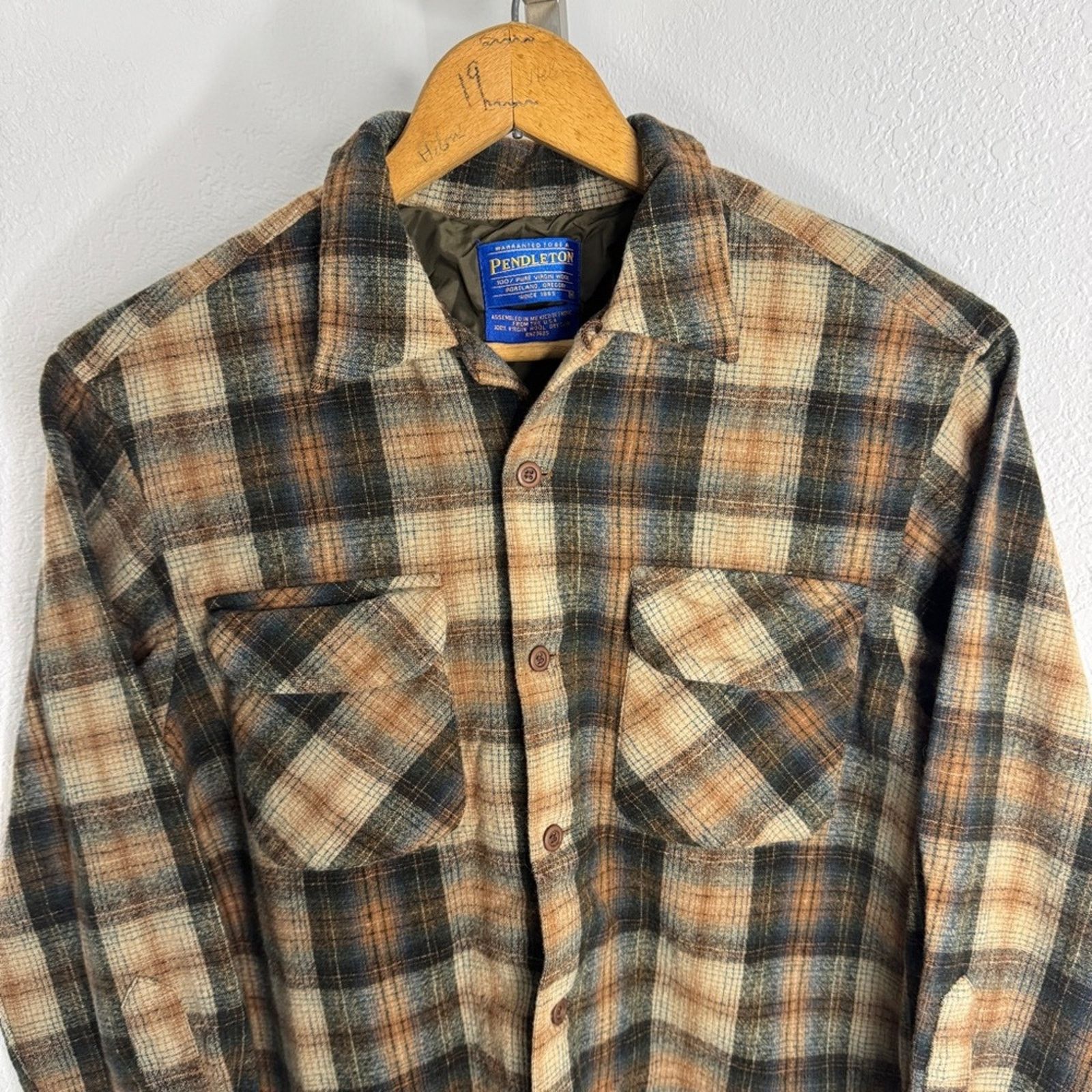 Pendleton × Vintage Vintage Pendleton Board Shirt Plaid Virgin Wool Size Medium Size US M / EU 48-50 / 2 - 2 Thumbnail