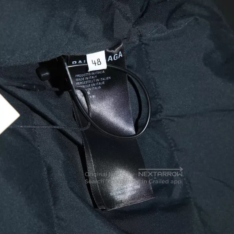 Balenciaga Balenciaga Solid color hooded loose fit down jacket Size US M / EU 48-50 / 2 - 4 Thumbnail