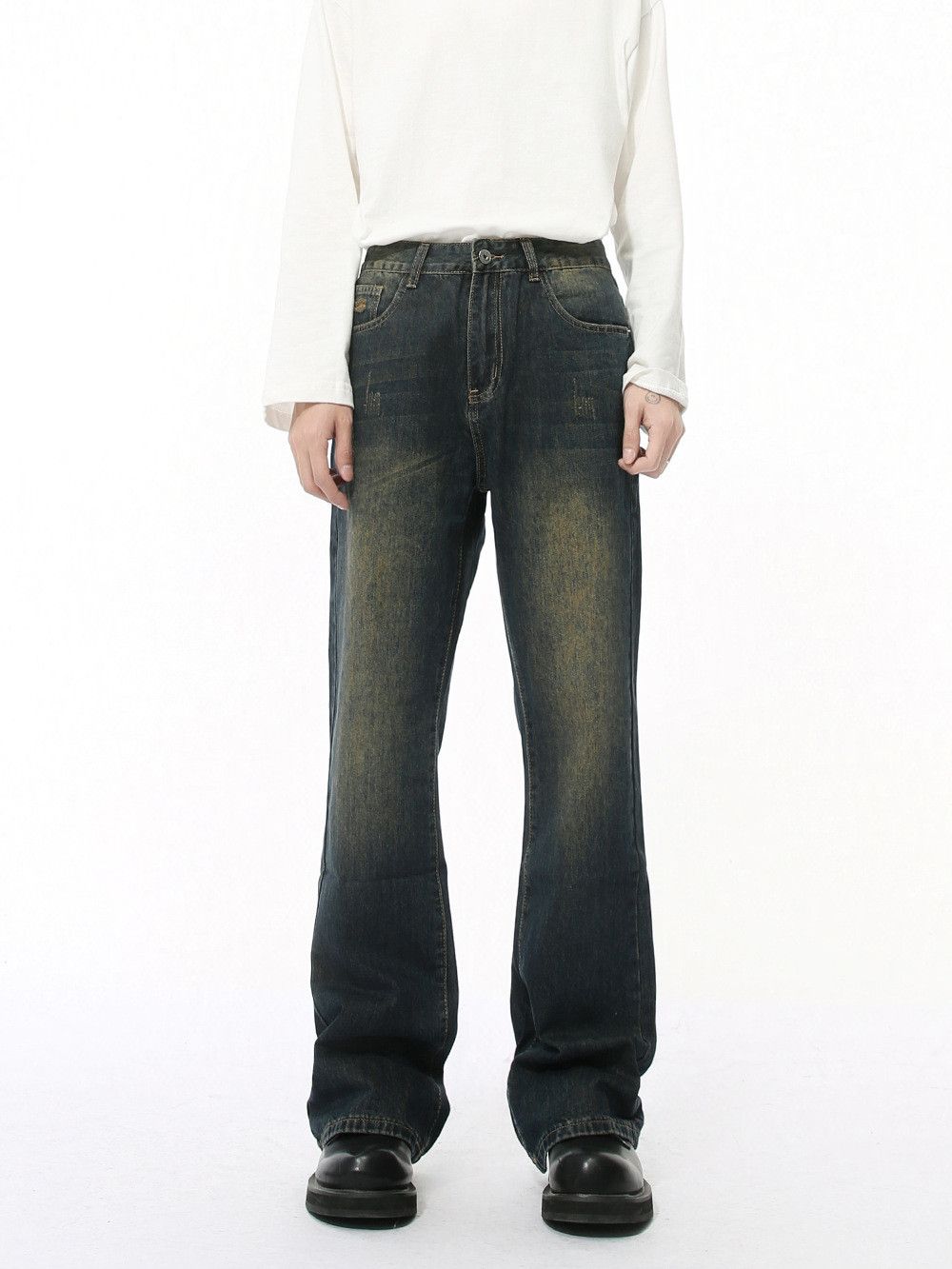 Vintage Men's American Retro Distressed Flared Jeans Size US 32 / EU 48 - 1 Thumbnail