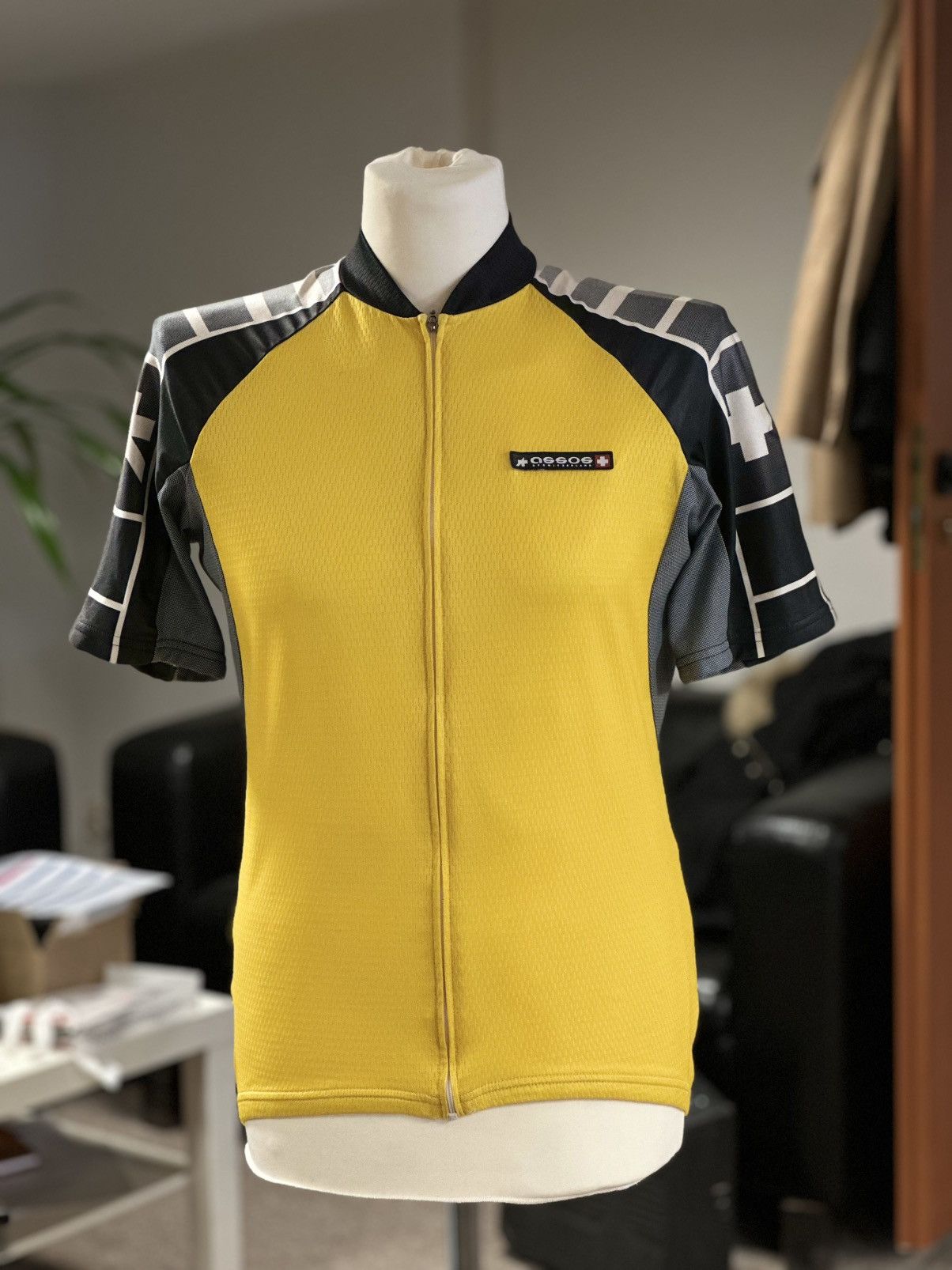 Other Vintage Assos of Switzerland cycling jersey. Size US L / EU 52-54 / 3 - 1 Thumbnail