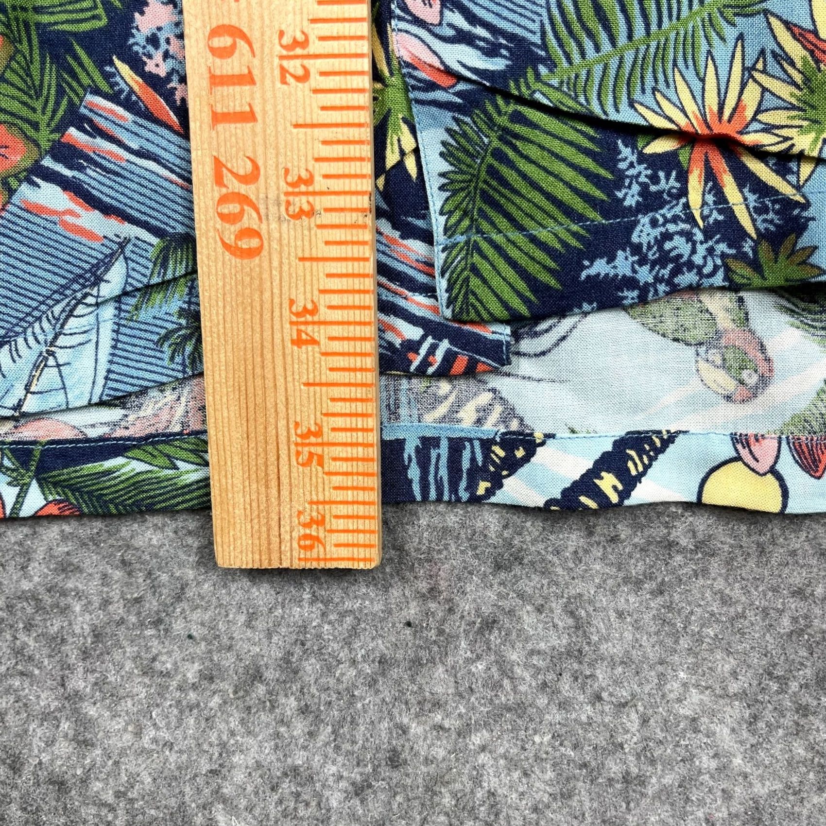 Nautica VINTAGE Nautica Camp Shirt USA Made Large Blue Seaplane Island Sailboat Birds Size US L / EU 52-54 / 3 - 8 Thumbnail