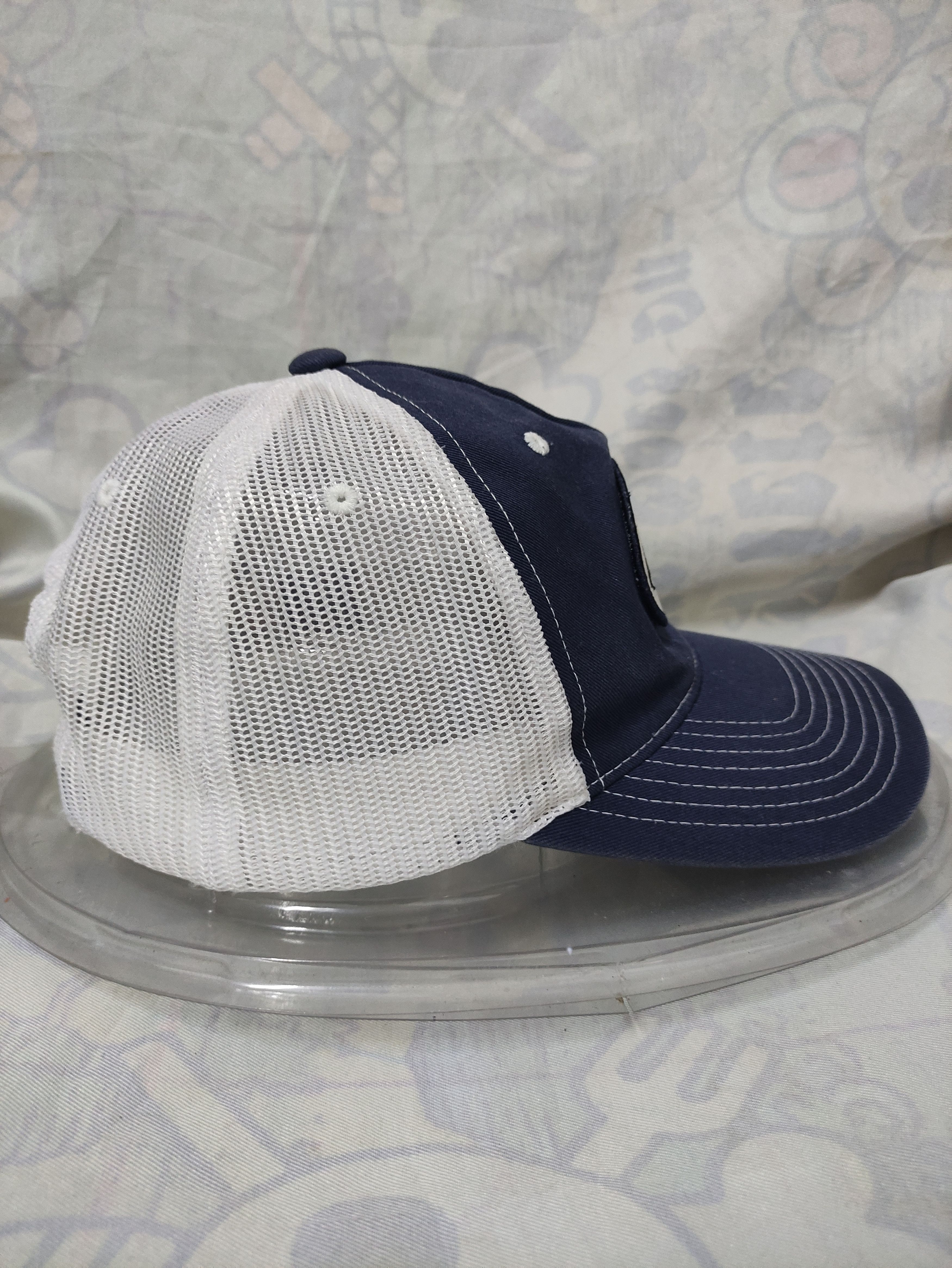 Undefeated UNDEFEATED BIG LOGO PATCHES TRUCKER CAP Size ONE SIZE - 4 Thumbnail