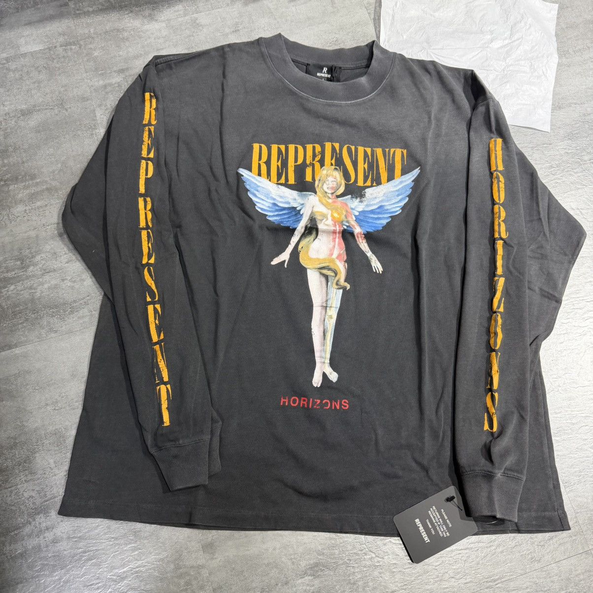 Represent Clo. Represent Rebron Long Sleeve T-Shirt Size US L / EU 52-54 / 3 - 1 Thumbnail