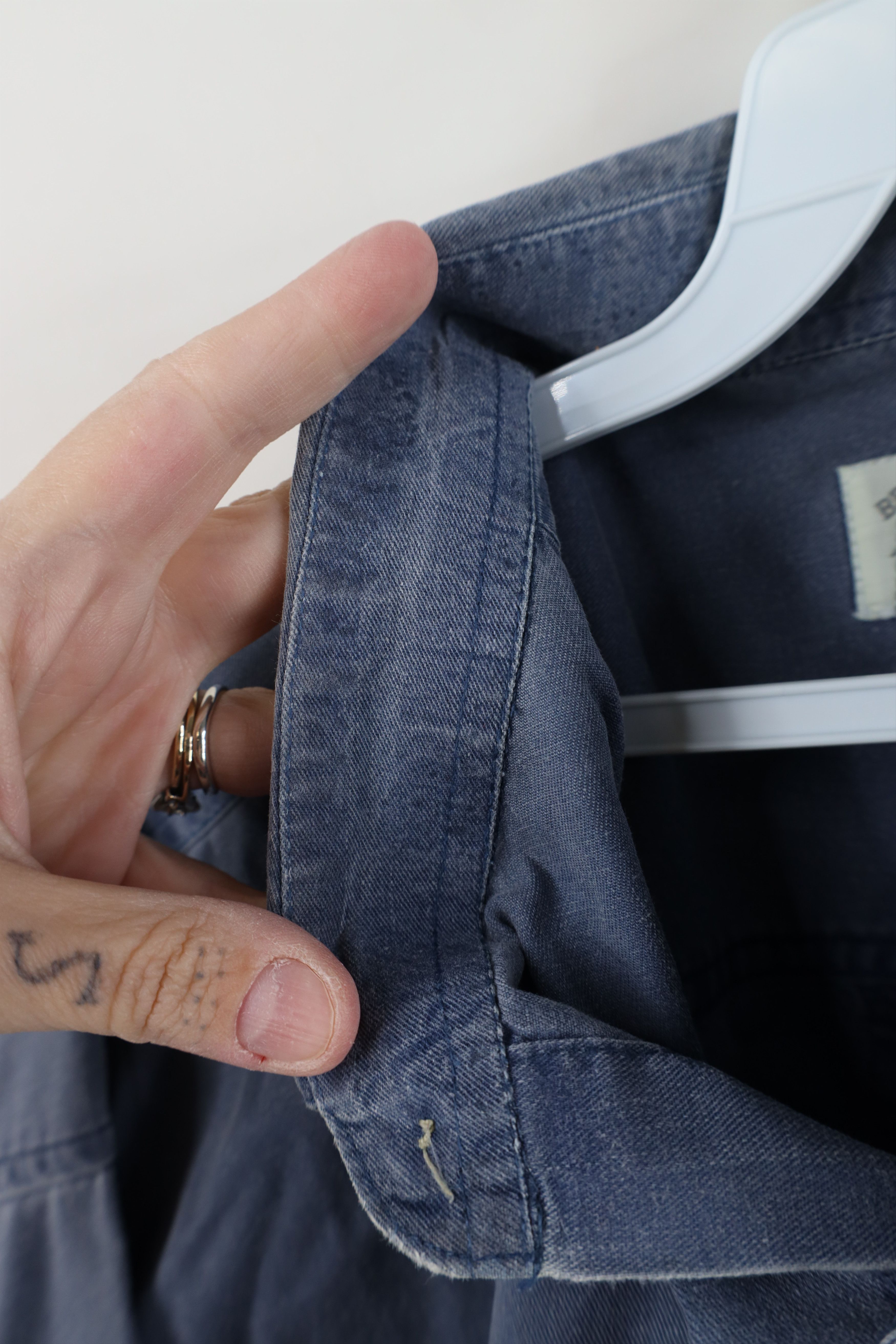 Vintage Vintage 90s Streetwear Stonewash Collared Button Down Shirt Size US L / EU 52-54 / 3 - 11 Thumbnail