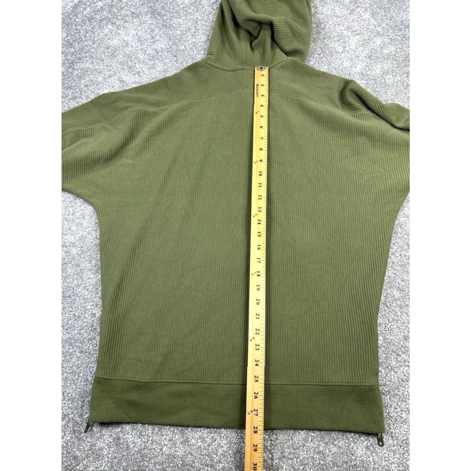 Under Armour Under Armour Hoodie Mens Medium Green Ribbed Running Pullover Size US M / EU 48-50 / 2 - 7 Thumbnail
