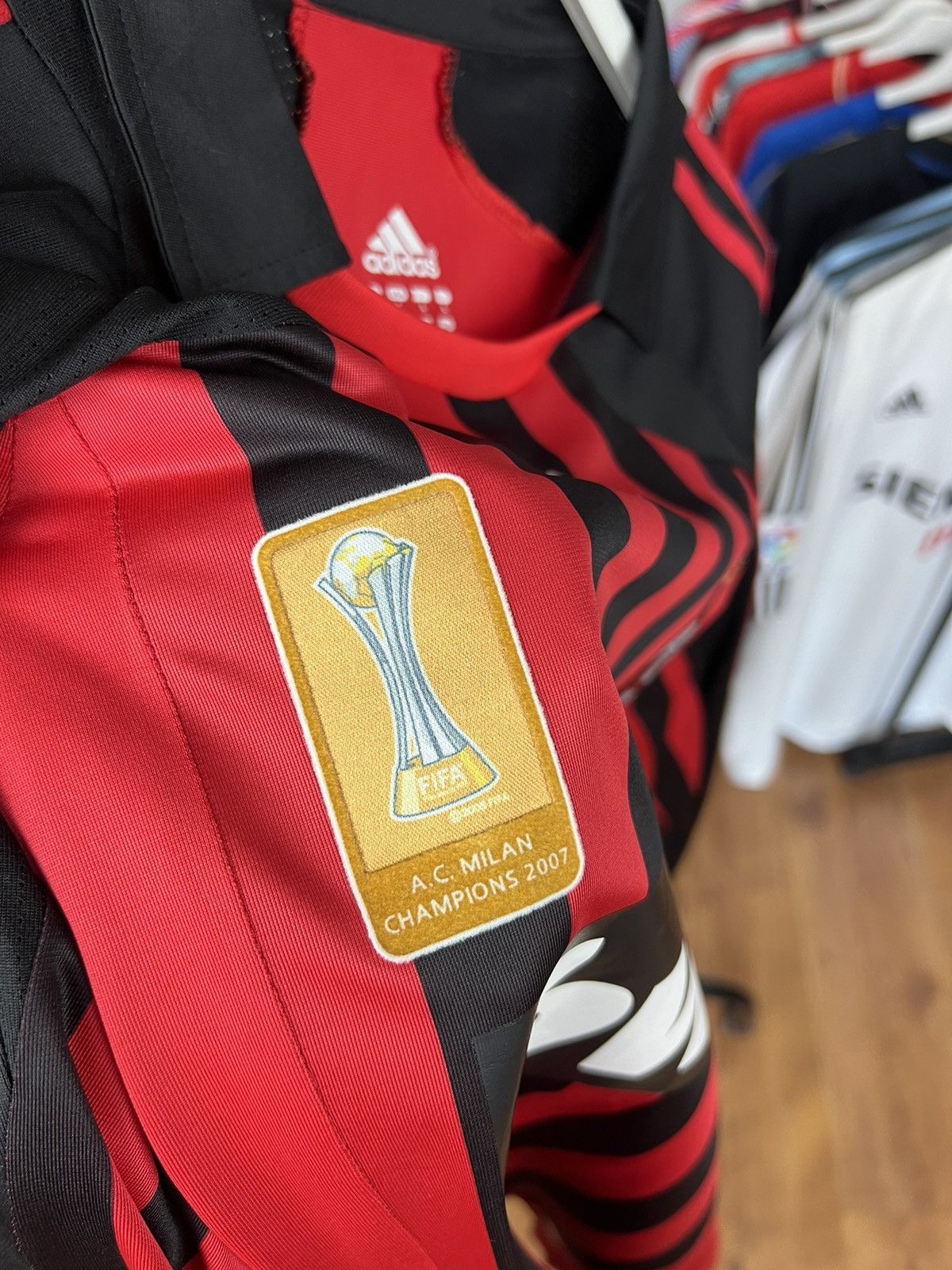 Adidas Jersey Adidas Milan 2007/08 Kaká #8 Size US L / EU 52-54 / 3 - 9 Thumbnail