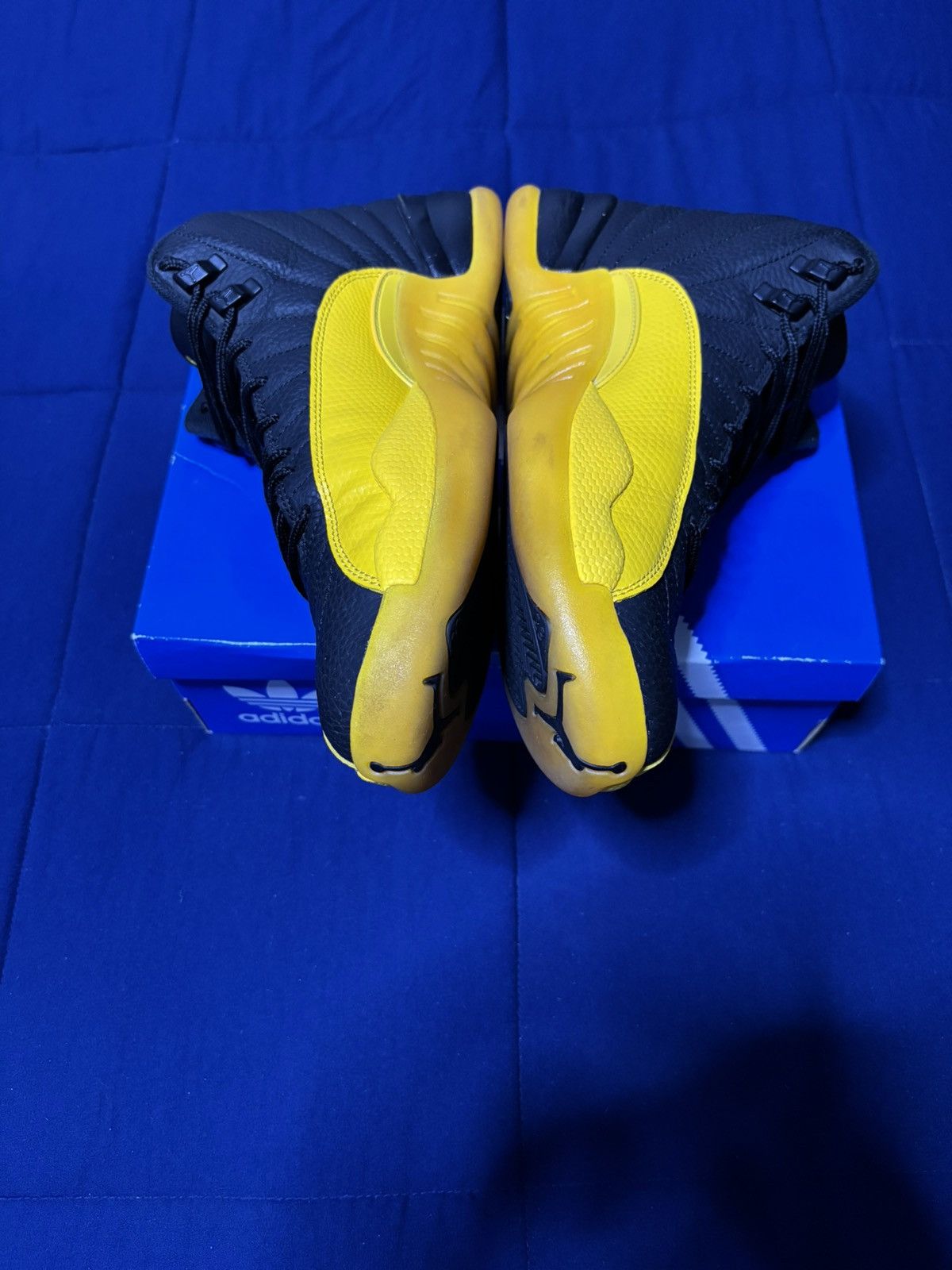 Jordan Brand Jordan 12 Retro University Gold 2020 Size 10.5 Size US 10.5 / EU 43-44 - 4 Thumbnail