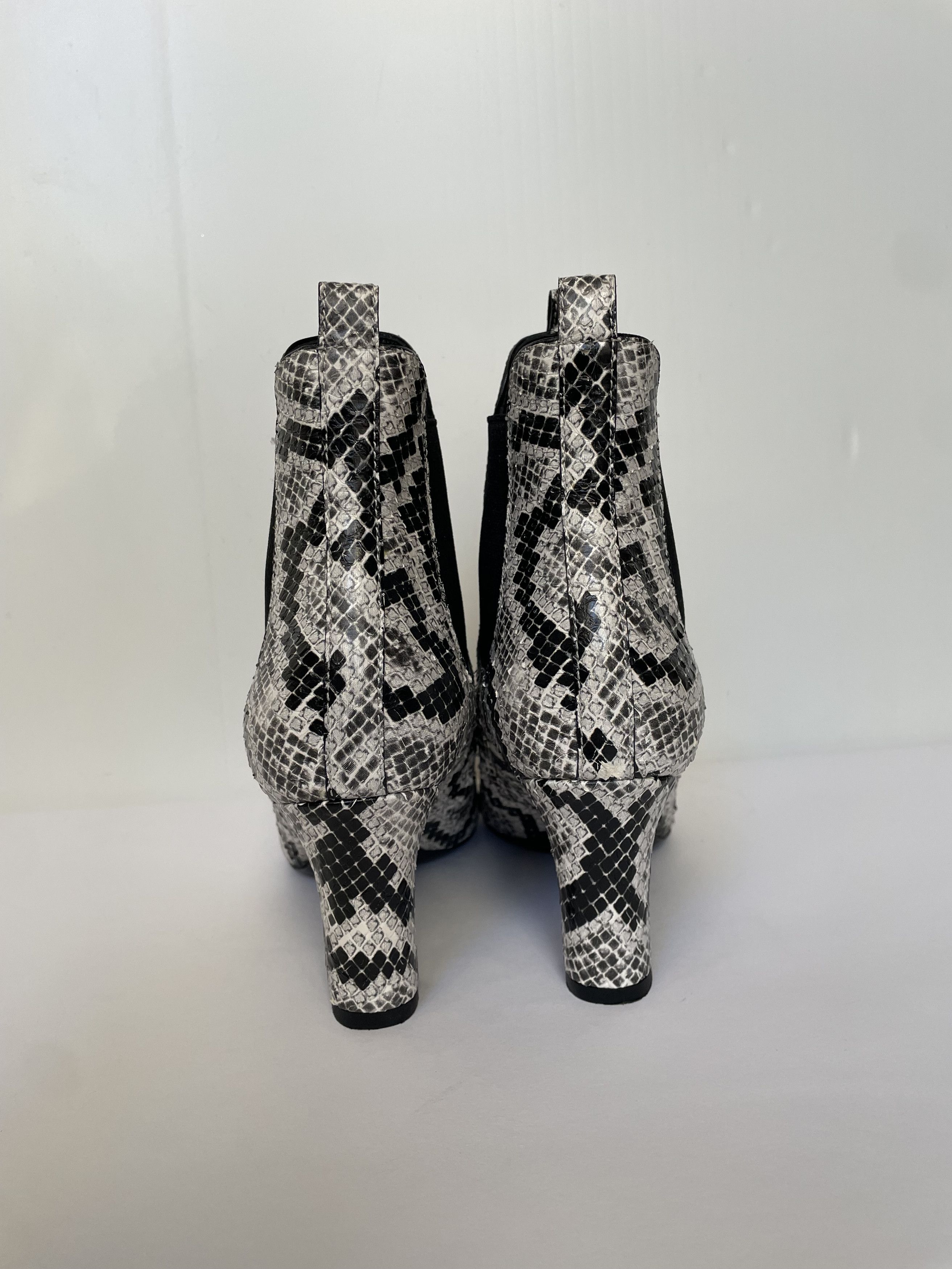 Louis Vuitton Louis Vuitton ankle boots Size US 8 / IT 38 - 4 Thumbnail