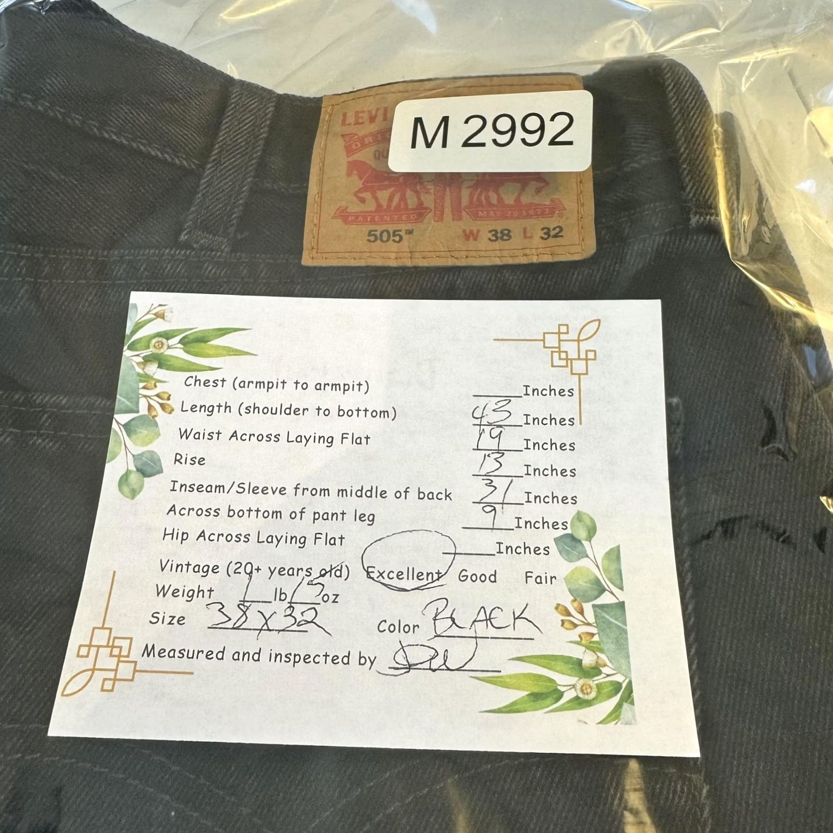 Levi's VINTAGE Levis 505 Jeans Mens 38x32 Black Regular Fit Straight Leg Denim Zip Fly Size US 38 / EU 54 - 8 Thumbnail
