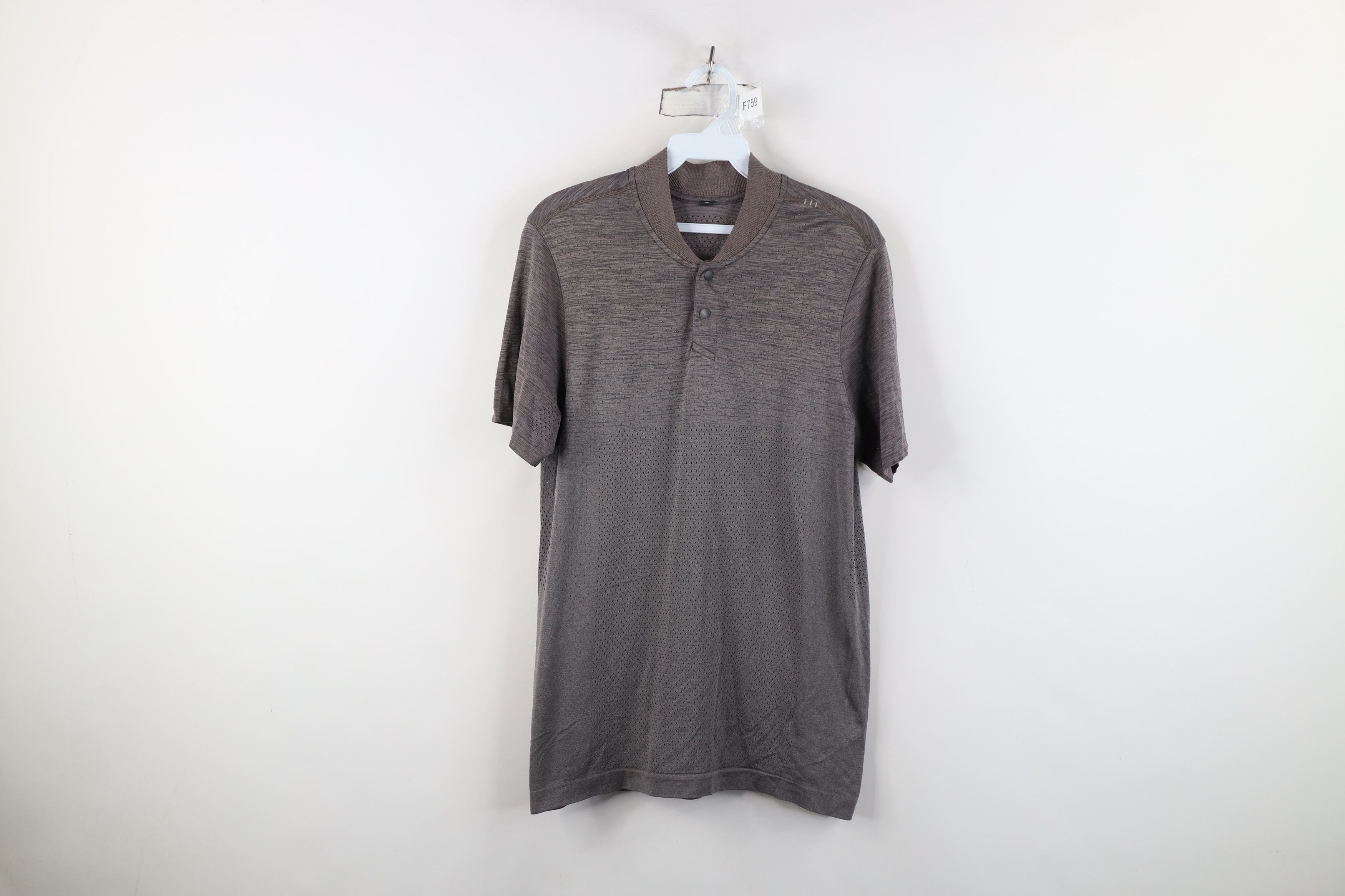 Lululemon Lululemon Metal Vent Tech Vented Henley T-Shirt Heather Gray Size US S / EU 44-46 / 1 - 1 Thumbnail