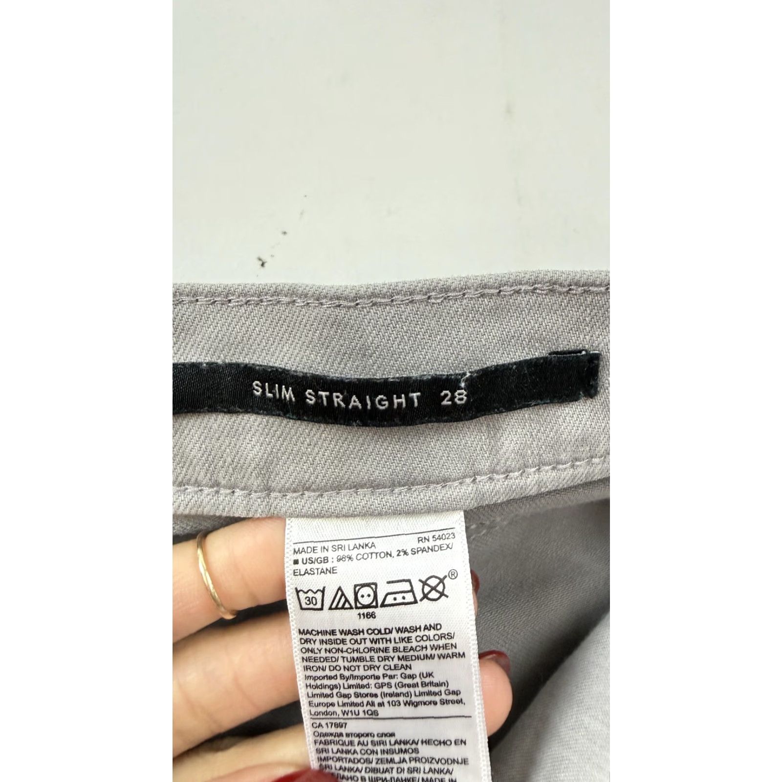 Banana Republic Banana Republic Jeans 28 Gray Slim Straight Premium Denim Stretch Mens Size US 28 / EU 44 - 6 Thumbnail