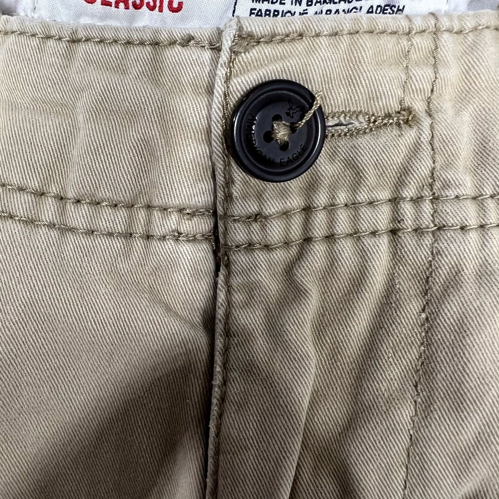 American Eagle Outfitters American Eagle Outfitters Cargo Shorts Mens 28 Khaki 9" Inseam Belt Loops 5-Pocket Classic - Mens Size US 28 / EU 44 - 2 Thumbnail