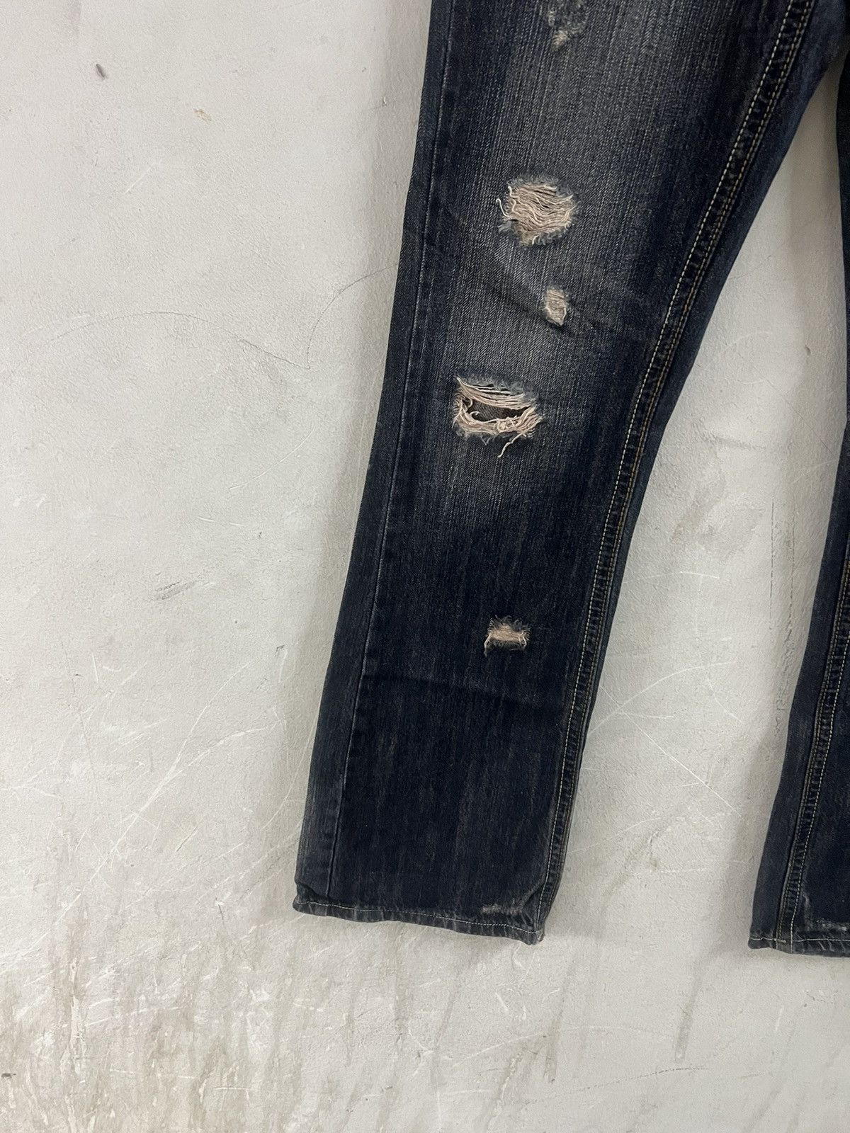 FLARED🔥THRASHED RIPPED DENIM PANT