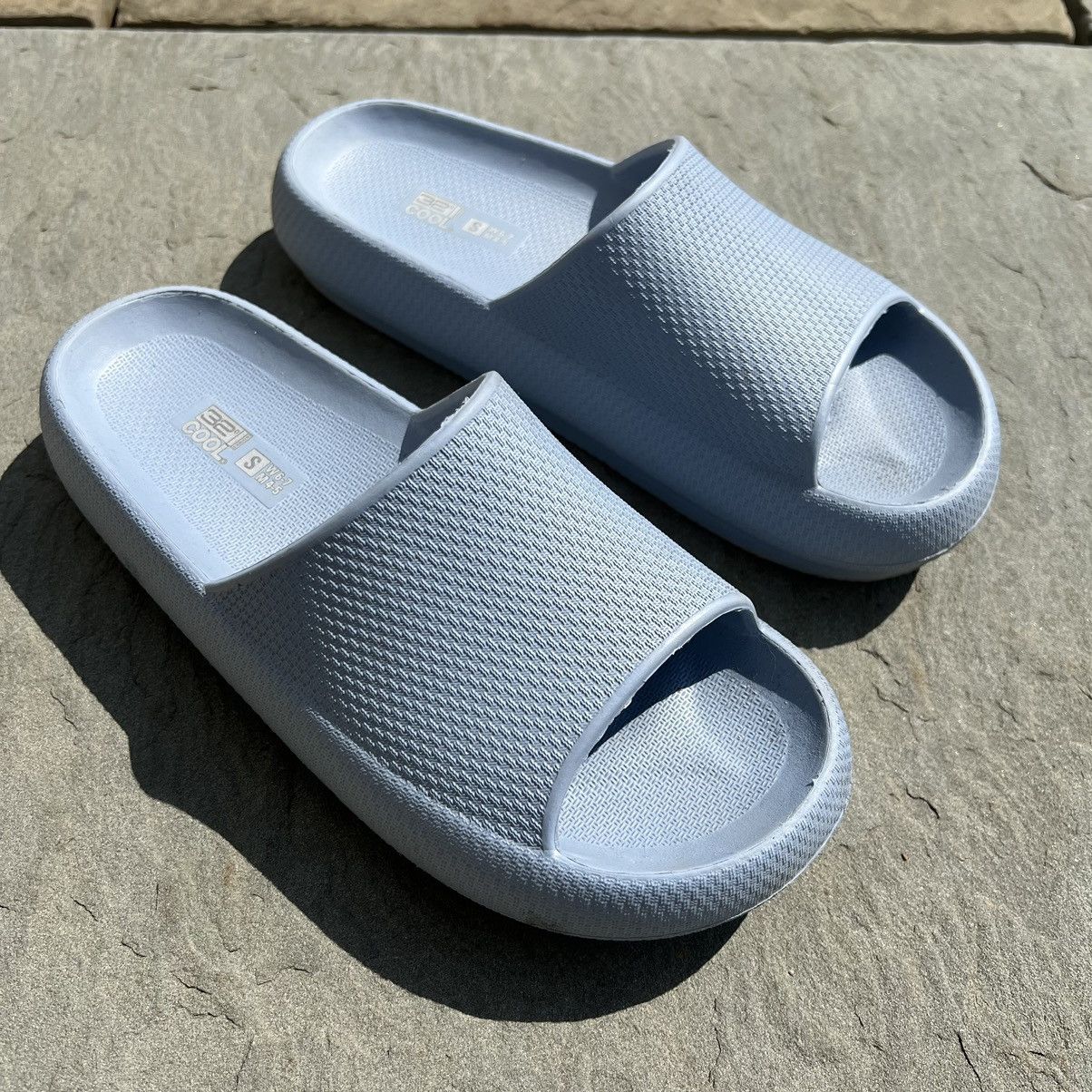 Other Pale Blue Cushion Slides Unisex Size US 6.5 / EU 39-40 - 2 Thumbnail