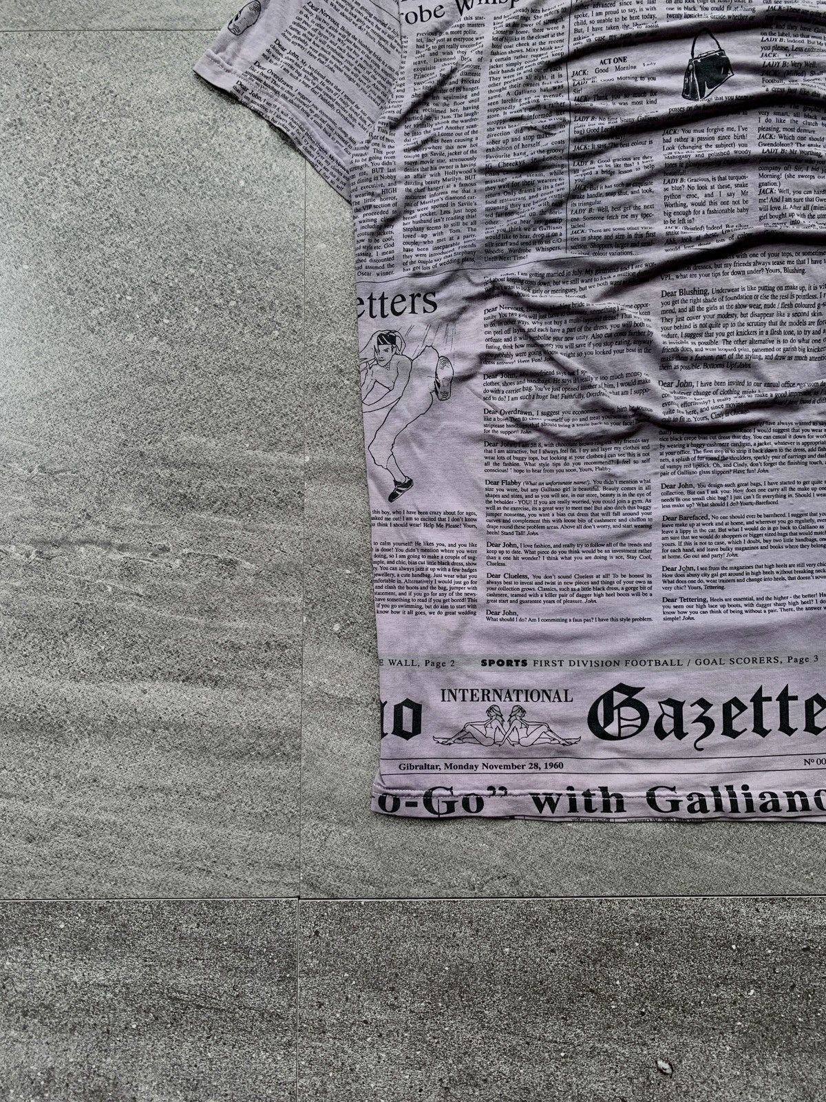 John Galliano FREE TAX! 2000s Gazzete Newspaper tee Size US L / EU 52-54 / 3 - 3 Thumbnail
