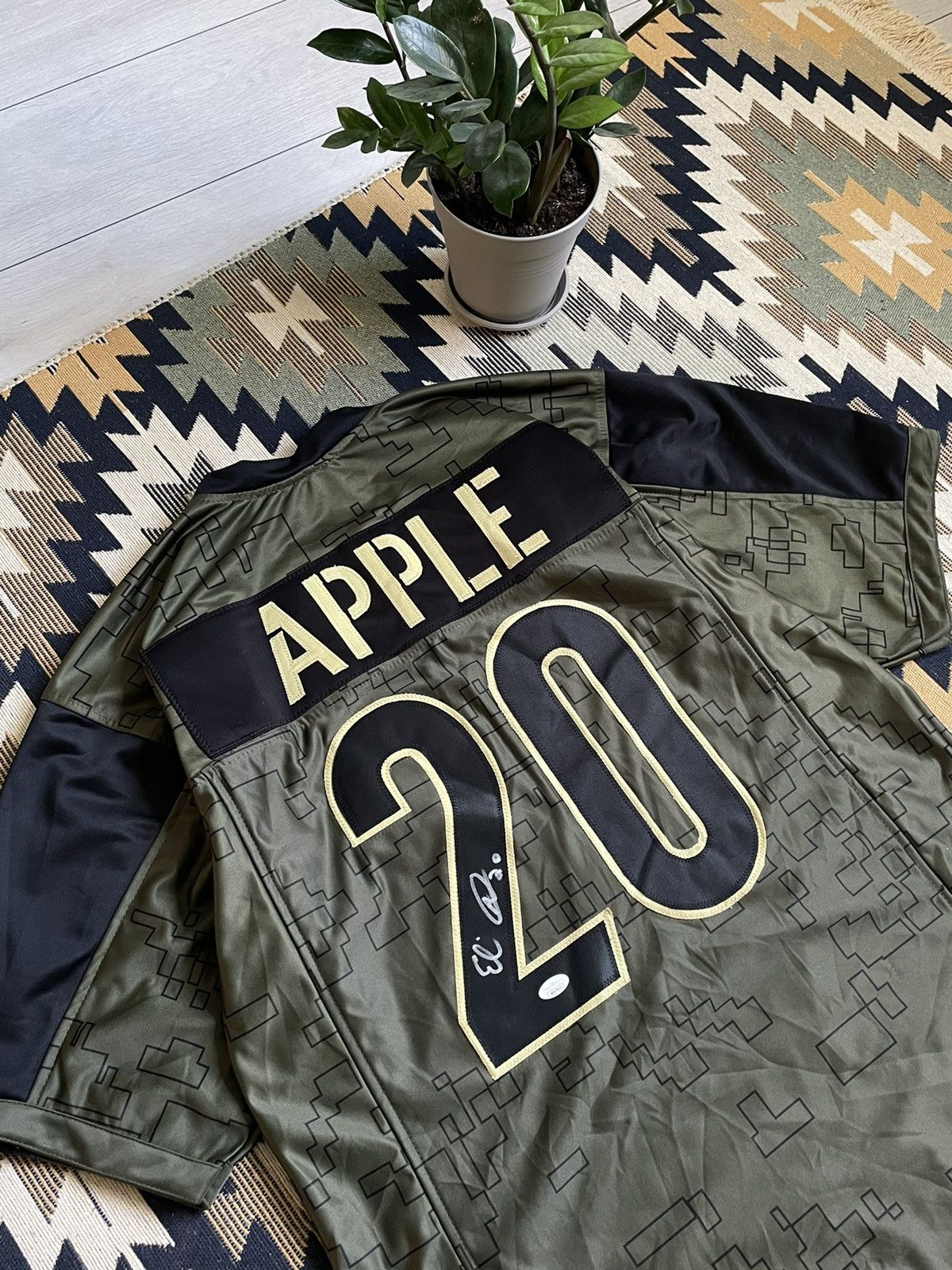 NFL Vintage Eli Apple Military Autographed Jersey Size US XL / EU 56 / 4 - 5 Thumbnail