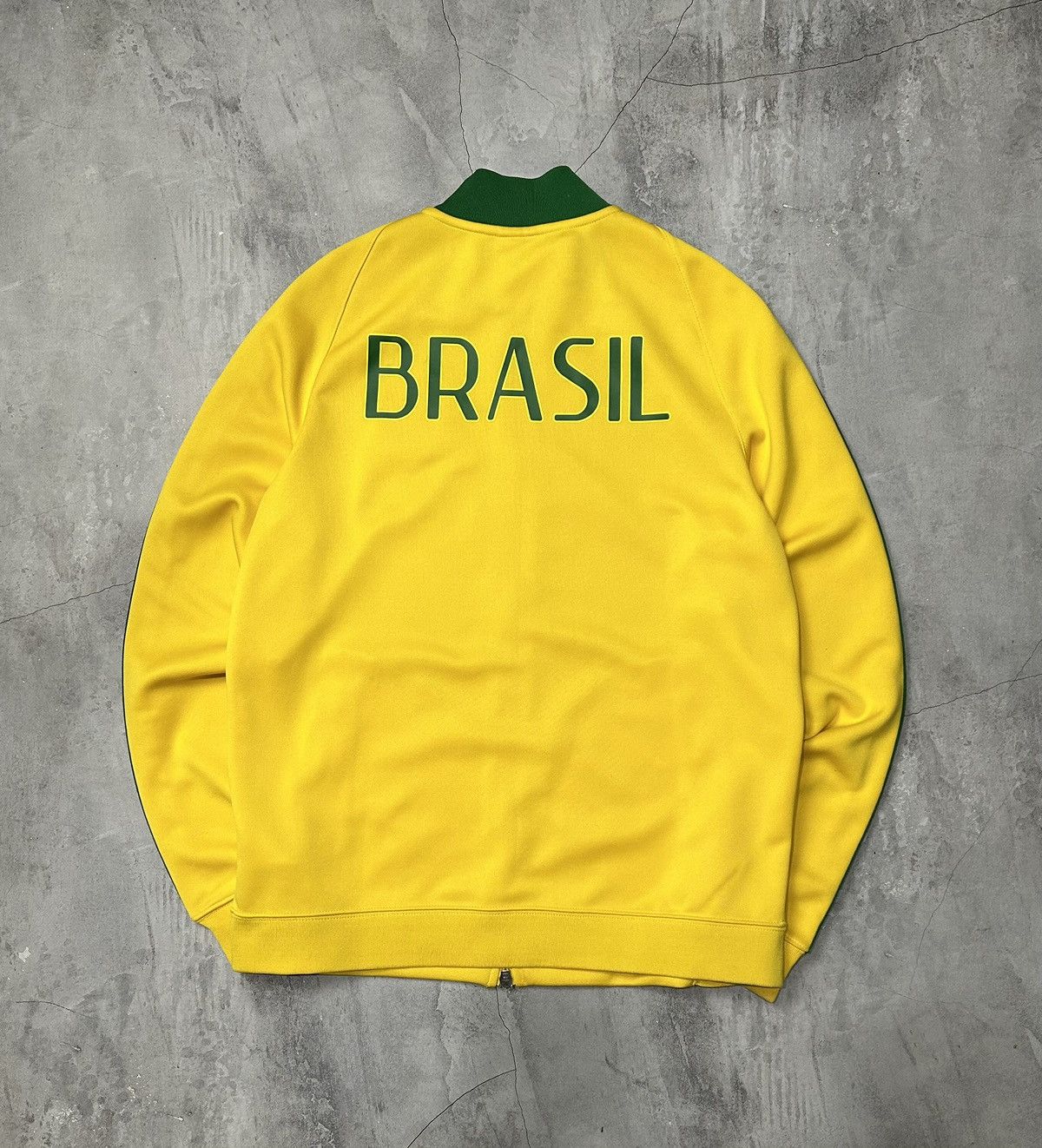 Nike Vintage Nike Brazil Soccer Zip Sweatshirt Track Football Size US M / EU 48-50 / 2 - 1 Thumbnail