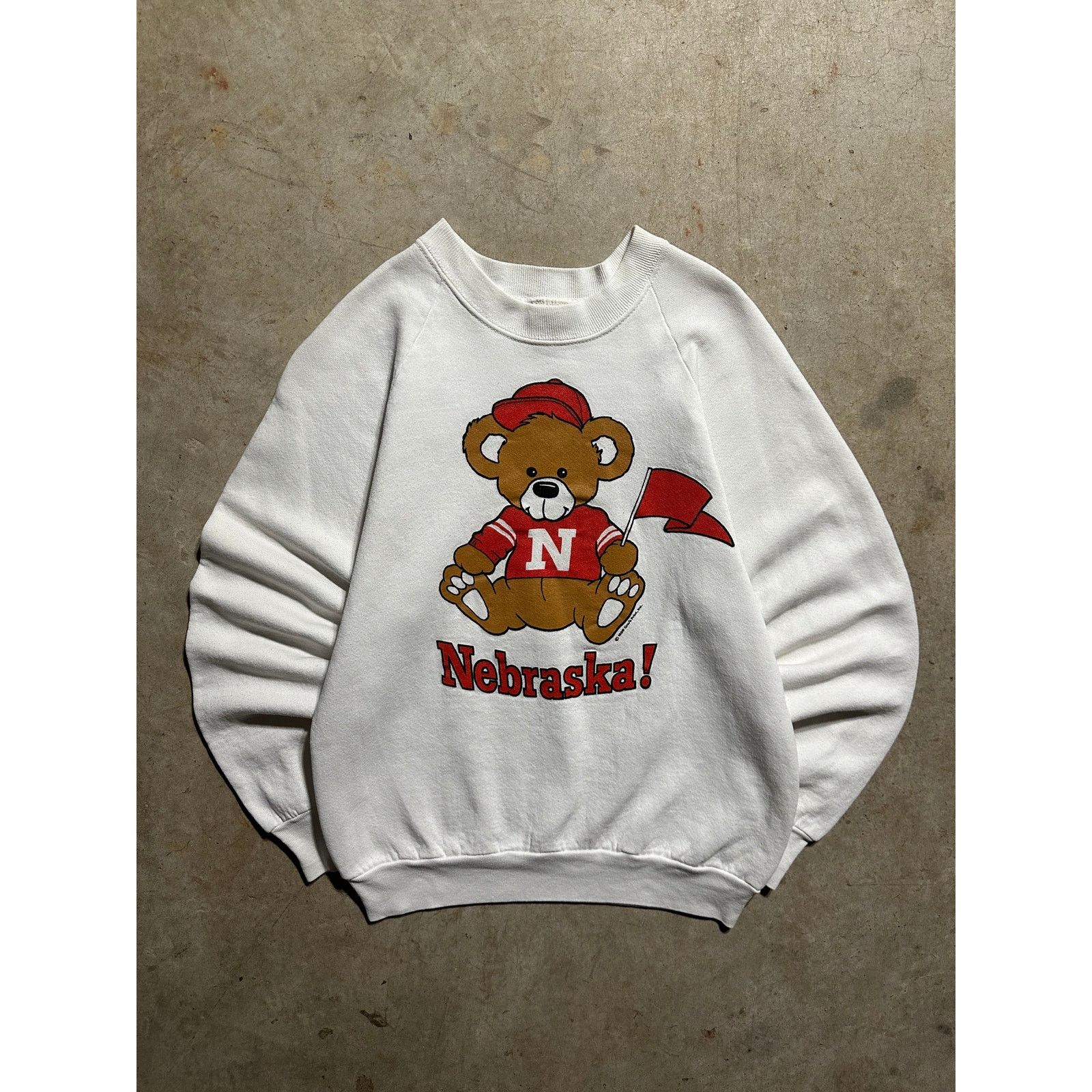 Fruit Of The Loom × Vintage Vintage Nebraska Cornhuskers 1989 Teddy Bear Sweatshirt S/M Size US S / EU 44-46 / 1 - 1 Thumbnail