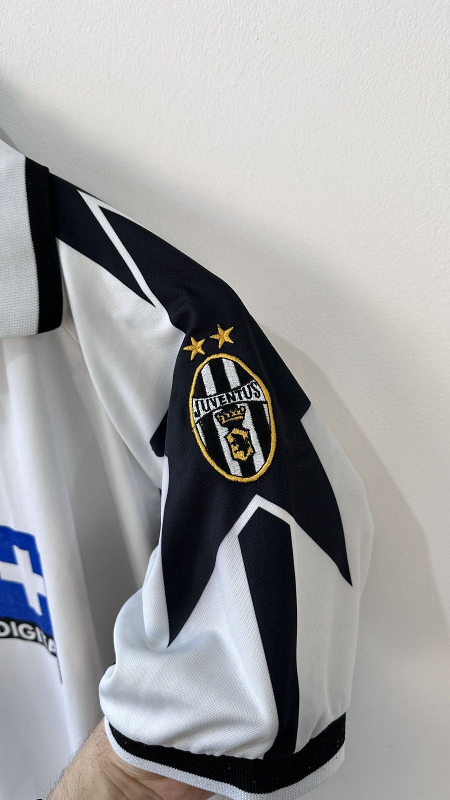 Kappa Vintage Juventus 1998-99 Away Shirt Kappa D+ Jersey Size M Size US M / EU 48-50 / 2 - 11 Thumbnail