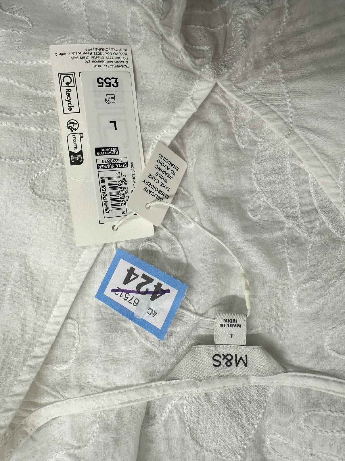 M.E. Sport M&S White Embroidered V-Neck Long Sleeve Top Size L Size L / US 10 / IT 46 - 2 Thumbnail