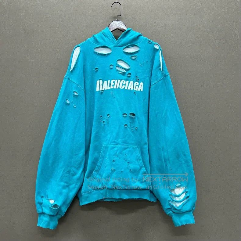 Balenciaga Balenciaga Lake Blue Hole Hooded Sweatshirt Size US S / EU 44-46 / 1 - 1 Thumbnail