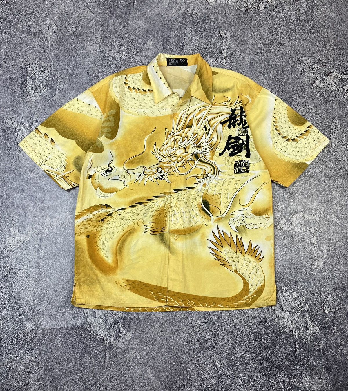 Japanese Brand VTG 00d Dragon Shirt Japanese Brand Y2K Streetwear Size M Size US M / EU 48-50 / 2 - 1 Thumbnail