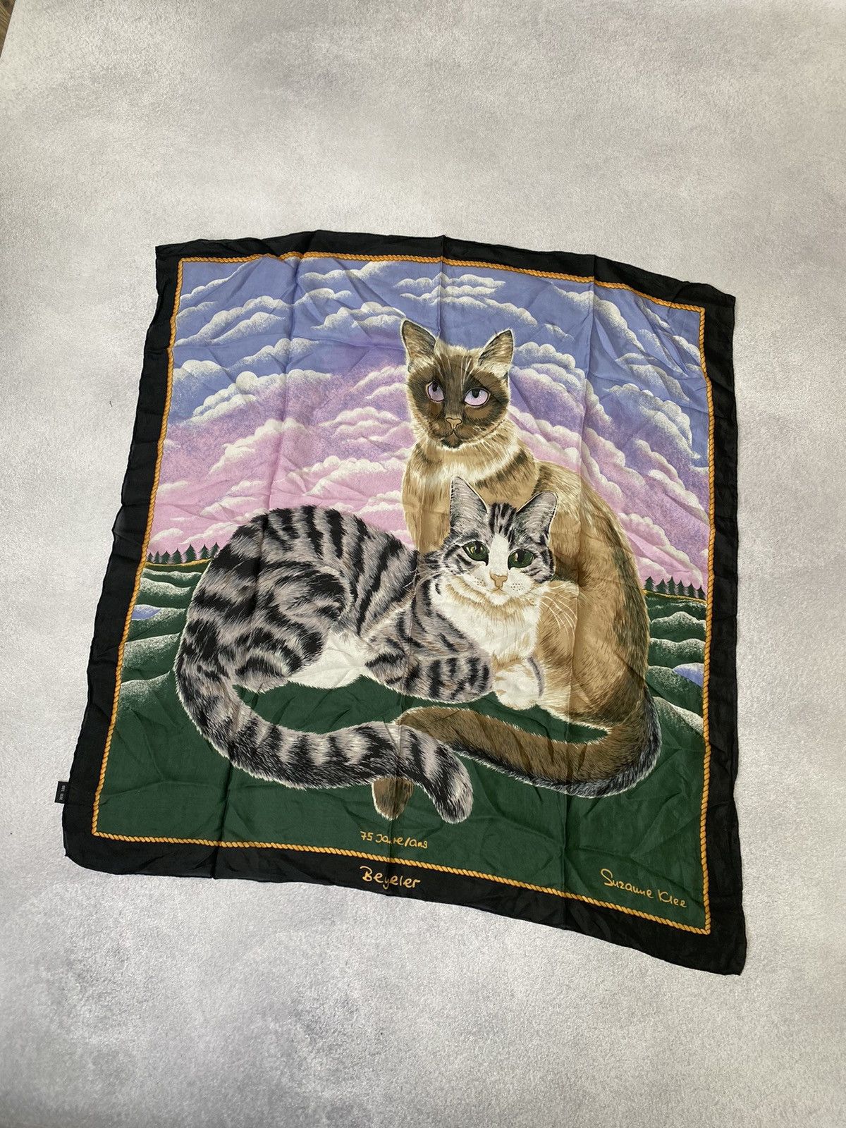 Designer × Vintage SCARF VINTAGE SUZANNE Klee Beyeler Siamese Cats Green Silk Size ONE SIZE - 3 Thumbnail