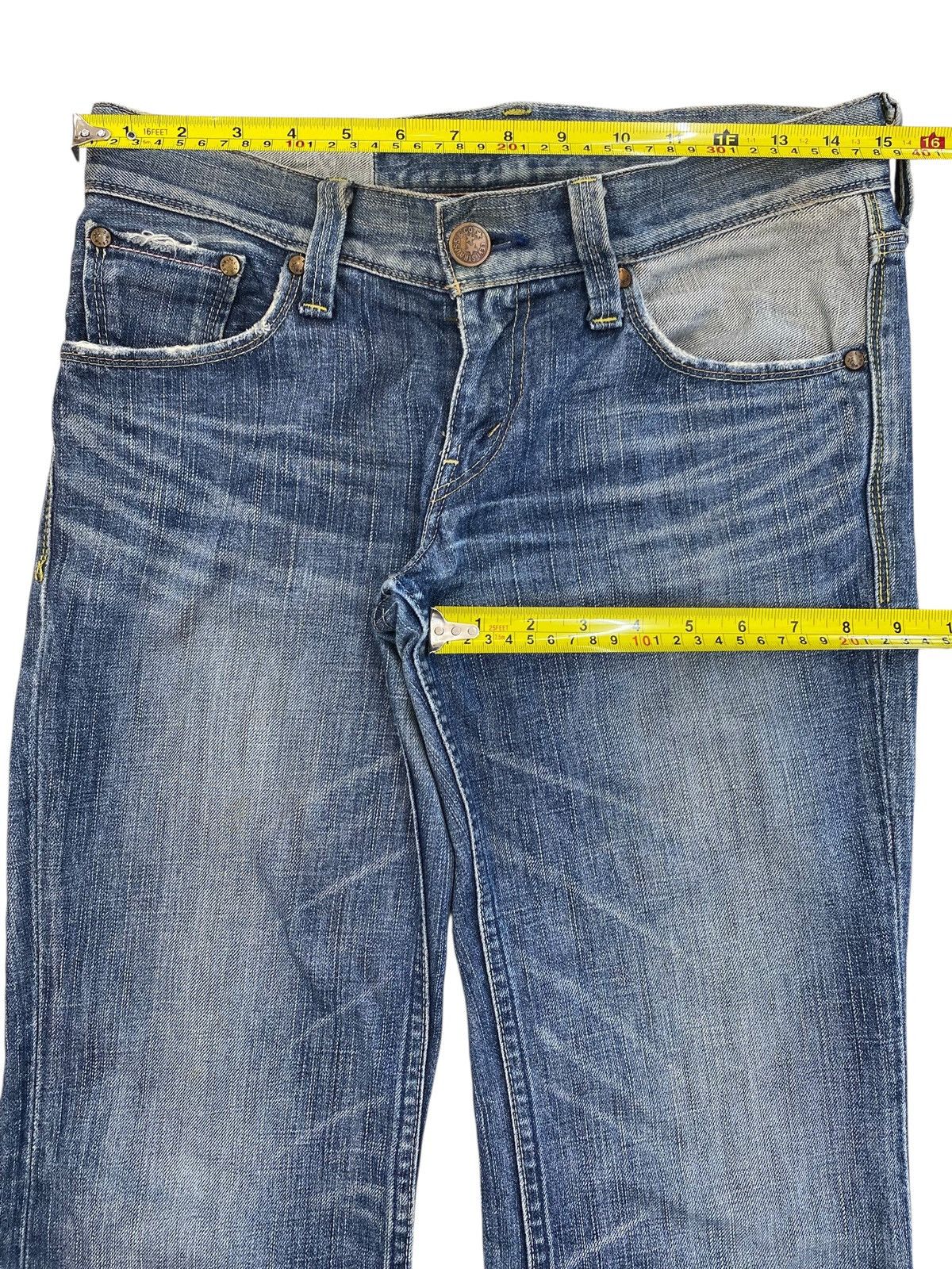 Levi's Levi’s Whiskers Faded Wash Style Flare Jeans Size US 30 / EU 46 - 9 Thumbnail