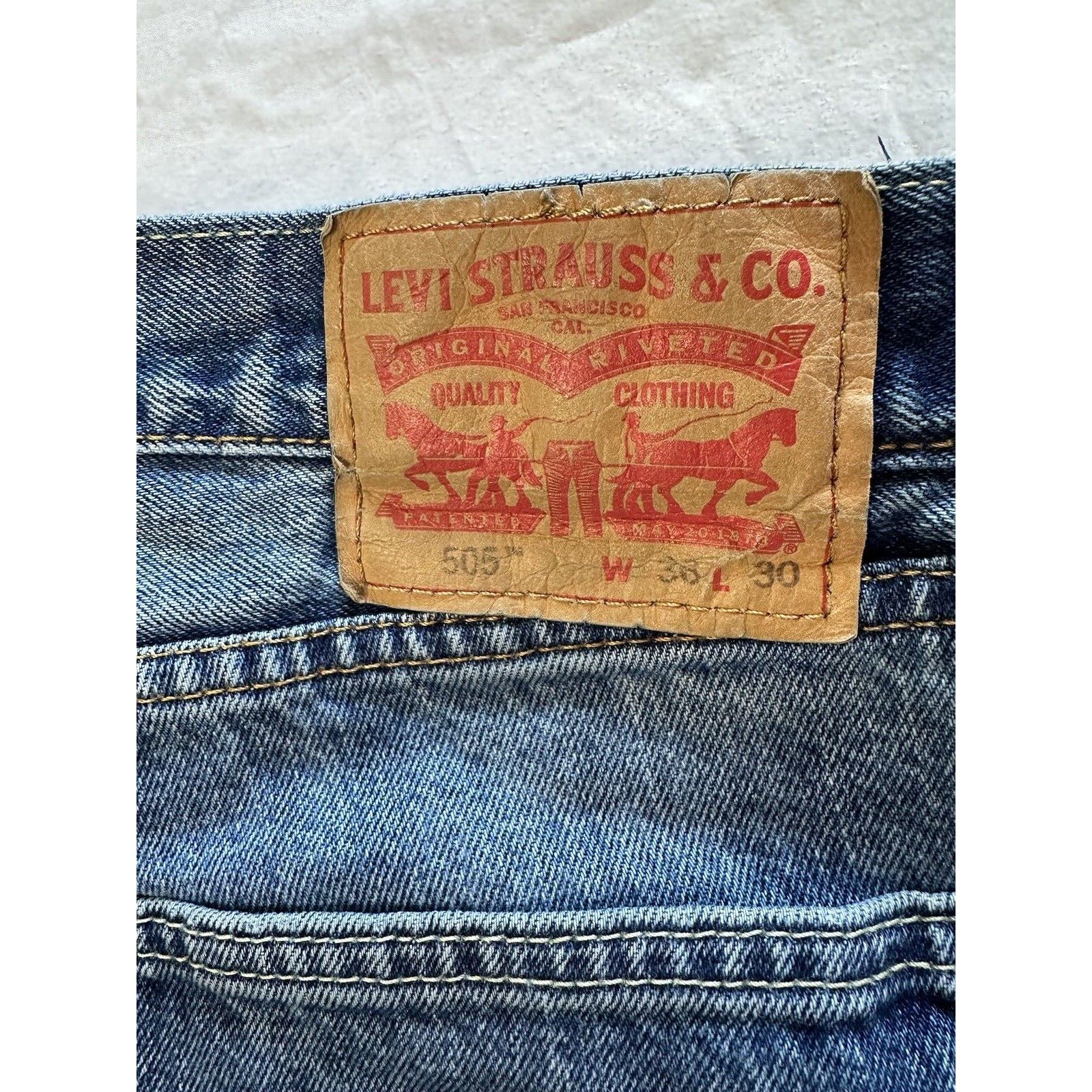 Levi's Levis 505 Blue Jeans 36x30 Straight Leg retro Normcore Size US 36 / EU 52 - 3 Thumbnail