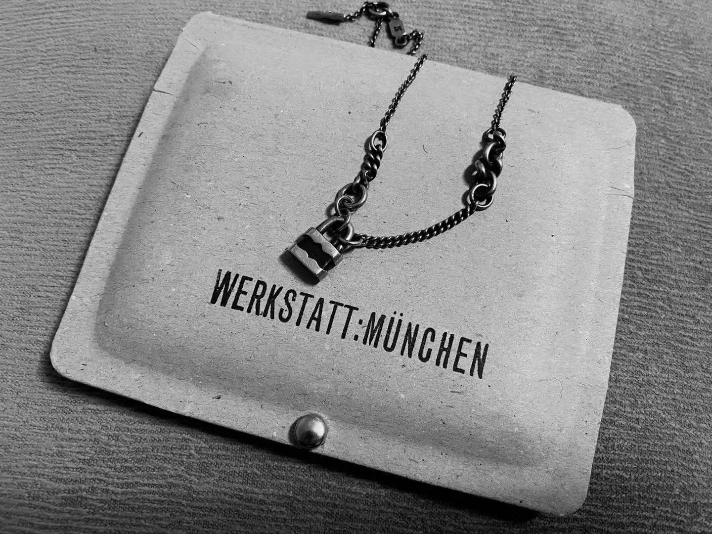 Werkstatt Munchen Werkstatt Munchen Rare Large Lock Necklace 63cm New Size ONE SIZE - 2 Thumbnail