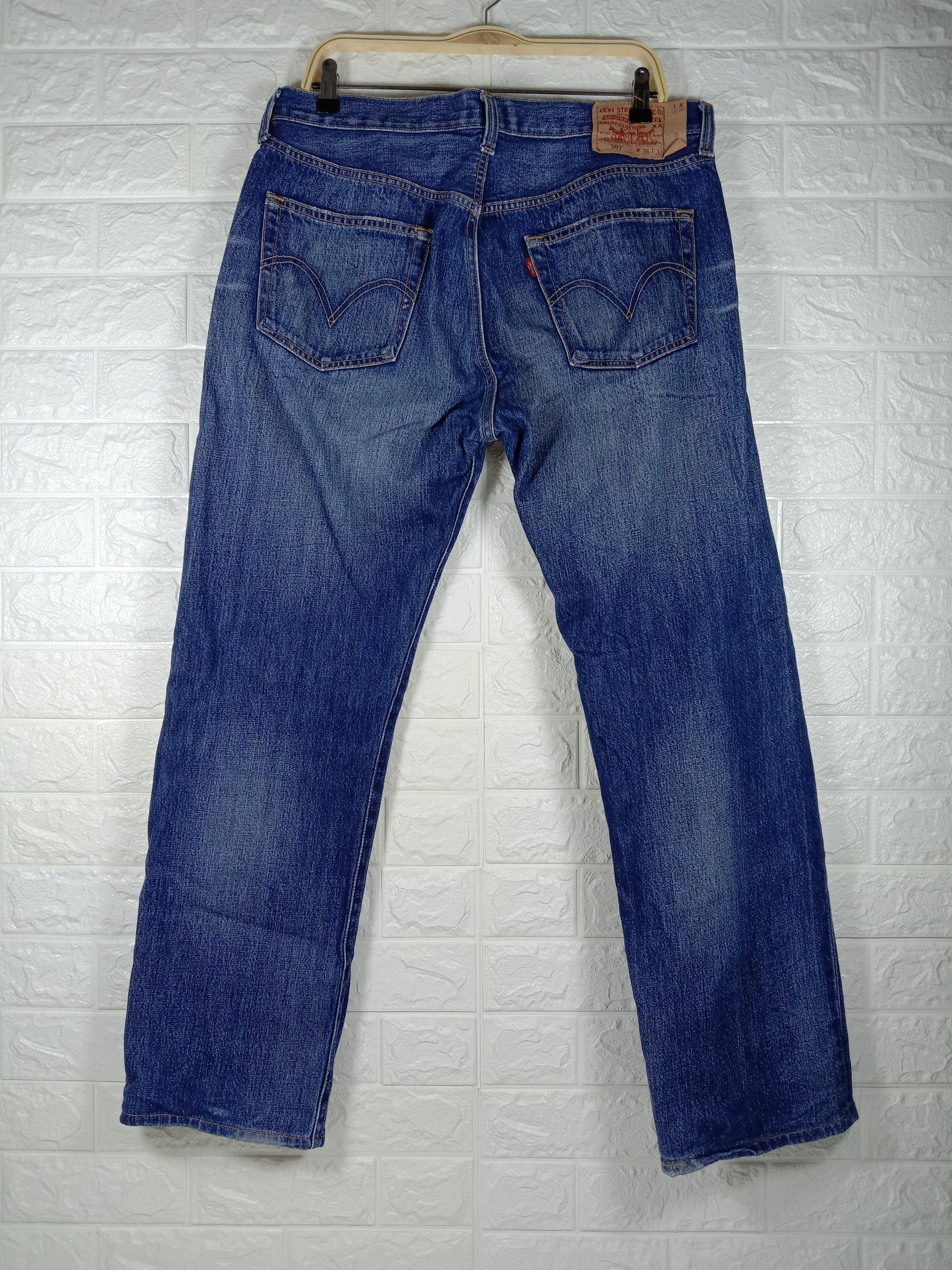 Levi's Vintage Levi's 501 Blue wash Jeans Size US 36 / EU 52 - 2 Thumbnail