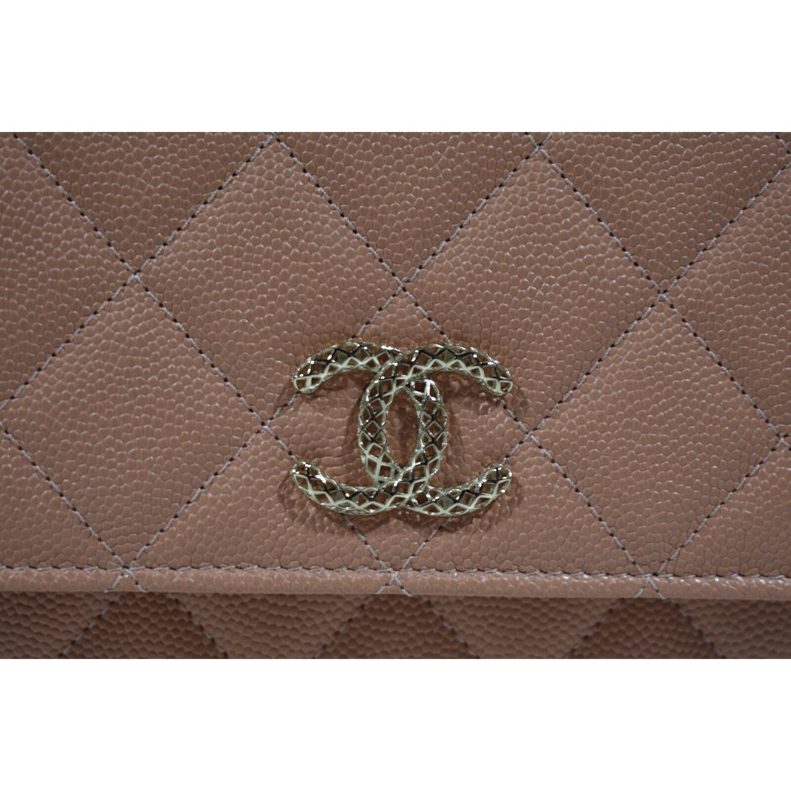 Chanel Chanel Wallet Chain WOC Gold CC Logo Shoulder Crossbody Bag Size ONE SIZE - 8 Thumbnail