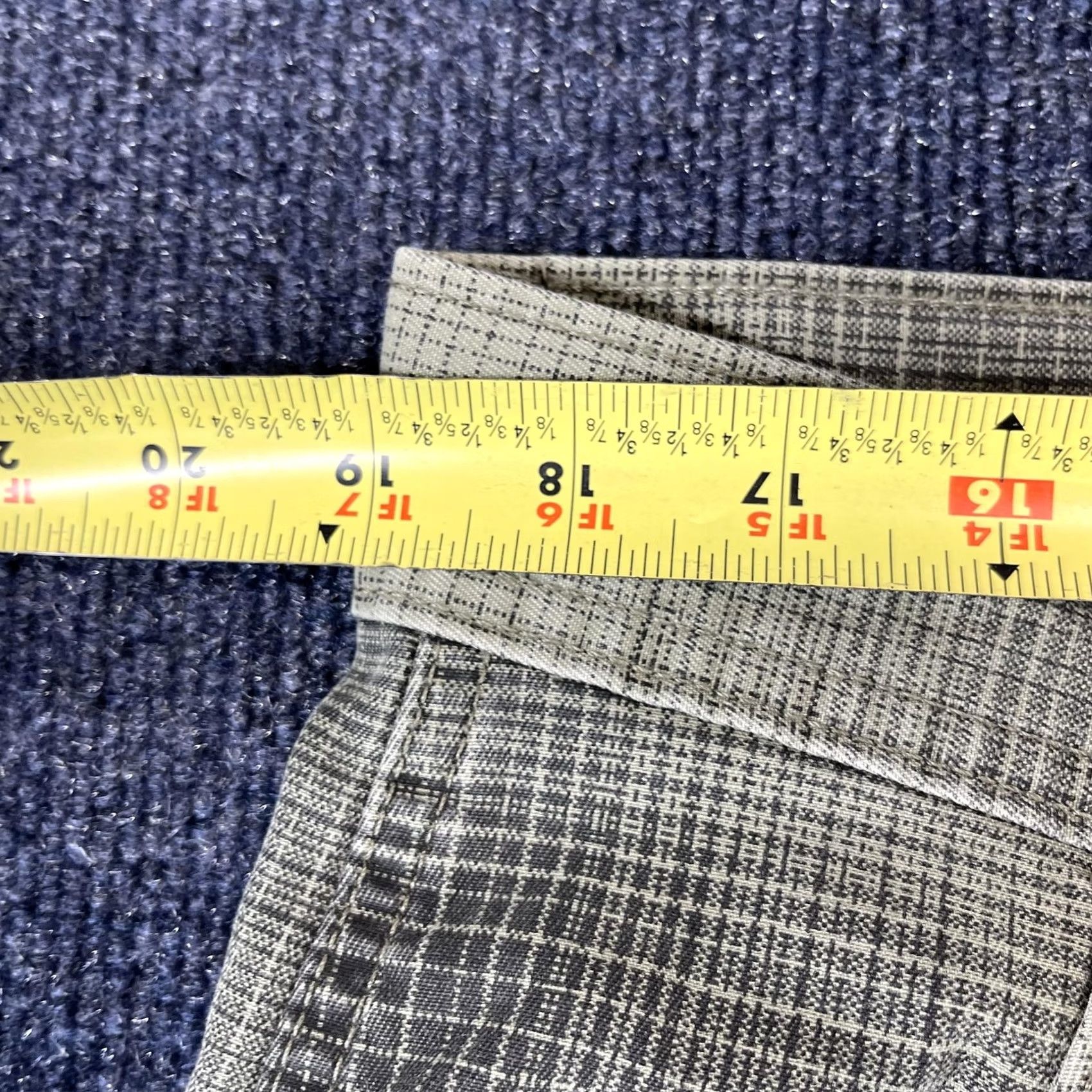 Wrangler Wrangler Cargo Shorts Mens 36 Beige Check Pleated Pockets Casual Workwear Cotton Size US 36 / EU 52 - 6 Thumbnail