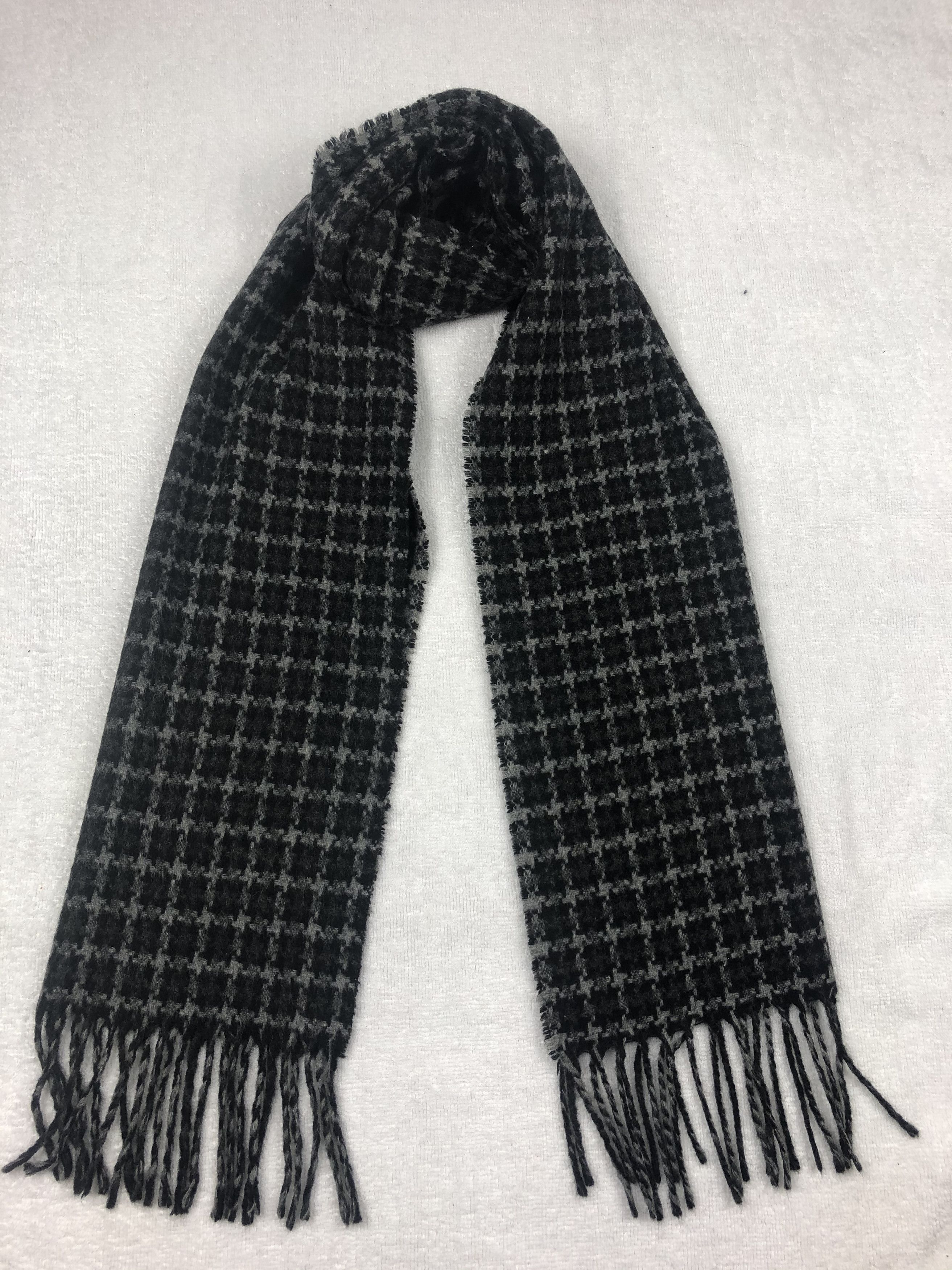 Takeo Kikuchi Takeo Kikuchi Scarf / Muffler / Neckwear Size ONE SIZE - 1 Thumbnail