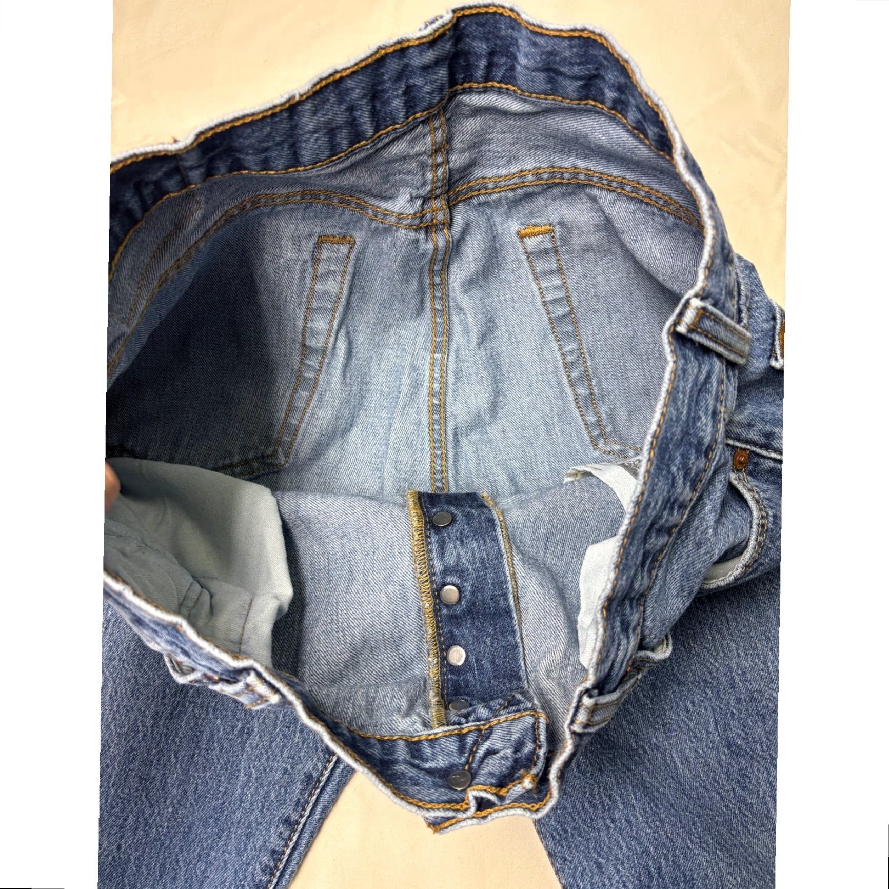 CO VINTAGE Levi Strauss Co 501 Jeans Button Fly Denim Straight 36x30 Mens Classic Fit Blue Size US 36 / EU 52 - 4 Thumbnail