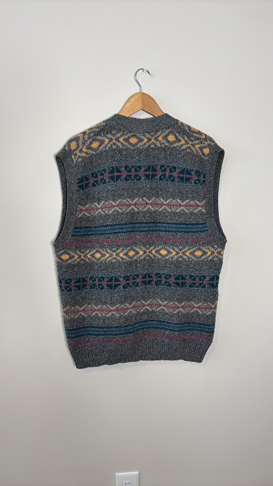 Eddie Bauer × Vintage Vintage Eddie Bauer Wool Cardigan Sweater Vest Size US XL / EU 56 / 4 - 4 Thumbnail