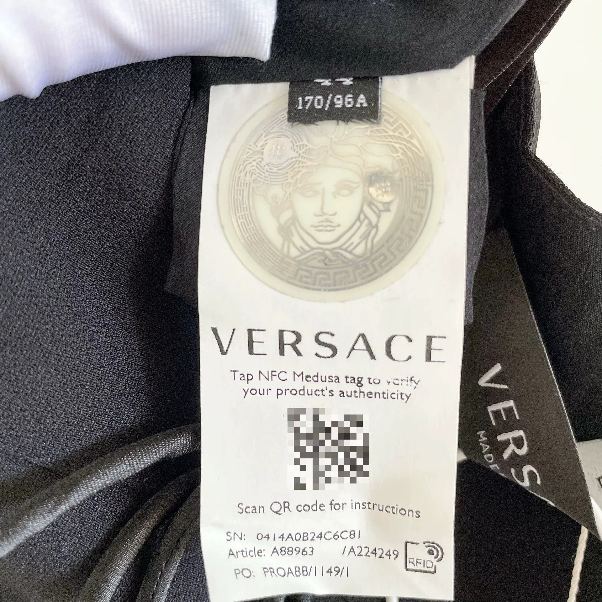 Versace Versace black sleeveless dress size 44 Size M / US 6-8 / IT 42-44 - 8 Thumbnail