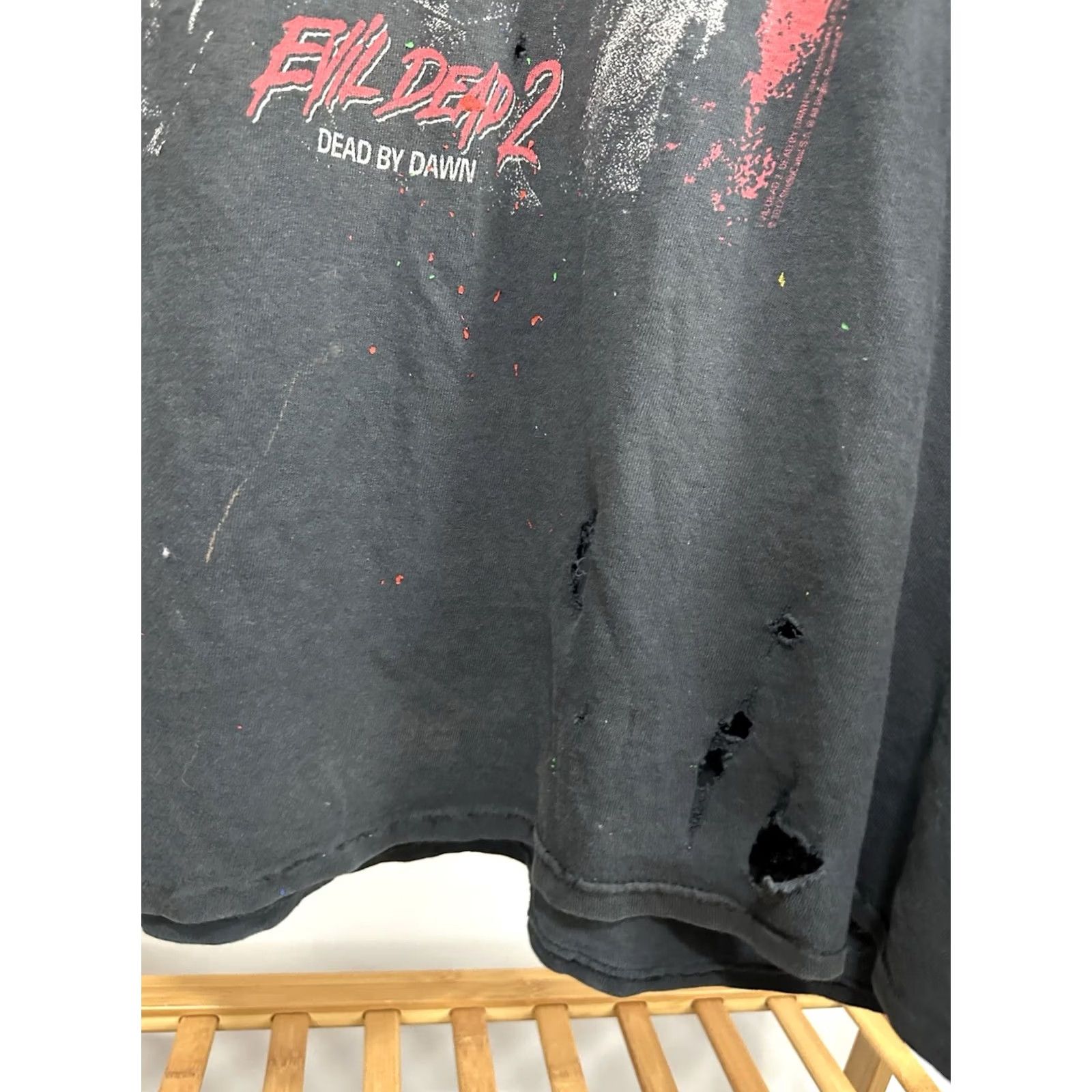 Delta VTG Evil Dead 2 Groovy Horror Faded Thrashed T-Shirt 2XL Black Mens Shirt Distressed Death 1980s 90s Dodgers? Size US XXL / EU 58 / 5 - 6 Thumbnail