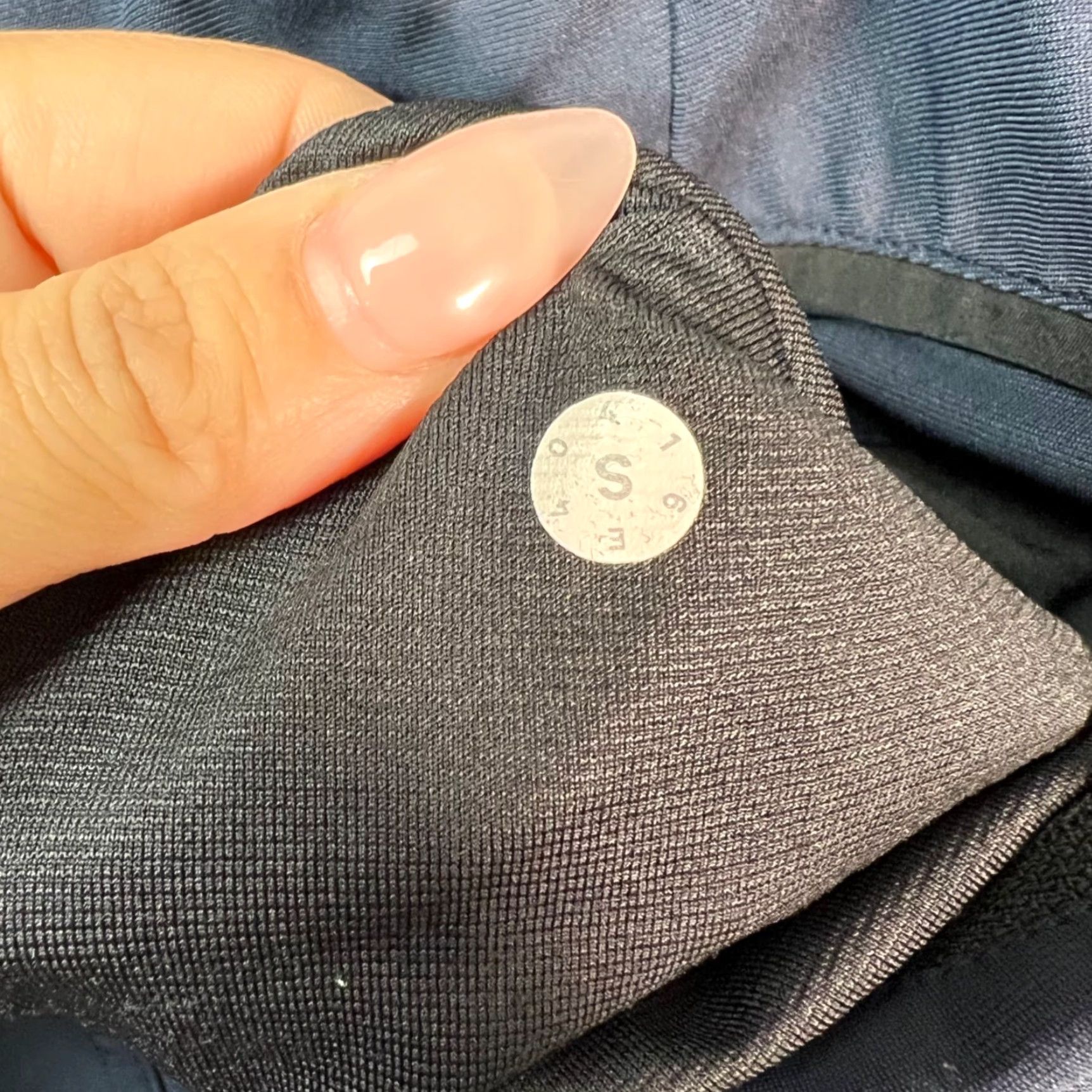 Lululemon Lululemon Mens Small Blue Jogger Athletic Pants Gym Running Pants Shorts? Size US 29 - 3 Thumbnail