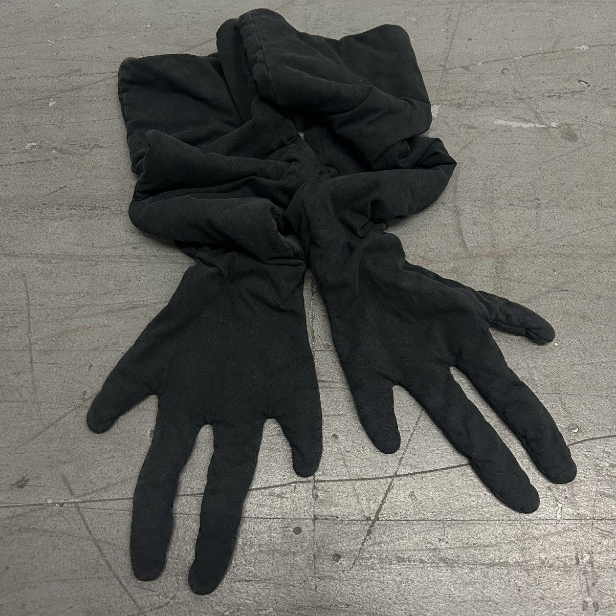 Balenciaga × Gap × Yeezy Yeezy season 9 sample alien gloves Size ONE SIZE - 1 Thumbnail