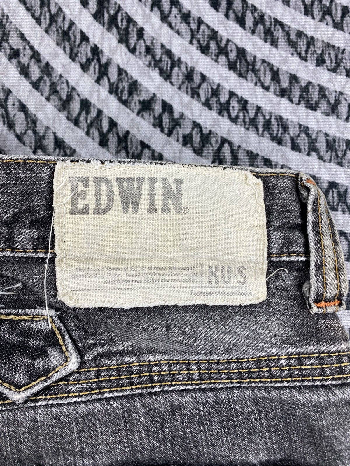 Edwin Vintage Edwin Wash Grey Distressed Denim Pants Size US 35 - 18 Thumbnail
