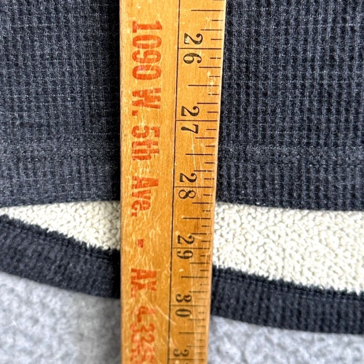 Vintage L.L. Bean Mens XL Grey Waffle Knit Sweater Thermal Henley Fleece Lined Pullover Size US XL / EU 56 / 4 - 7 Thumbnail