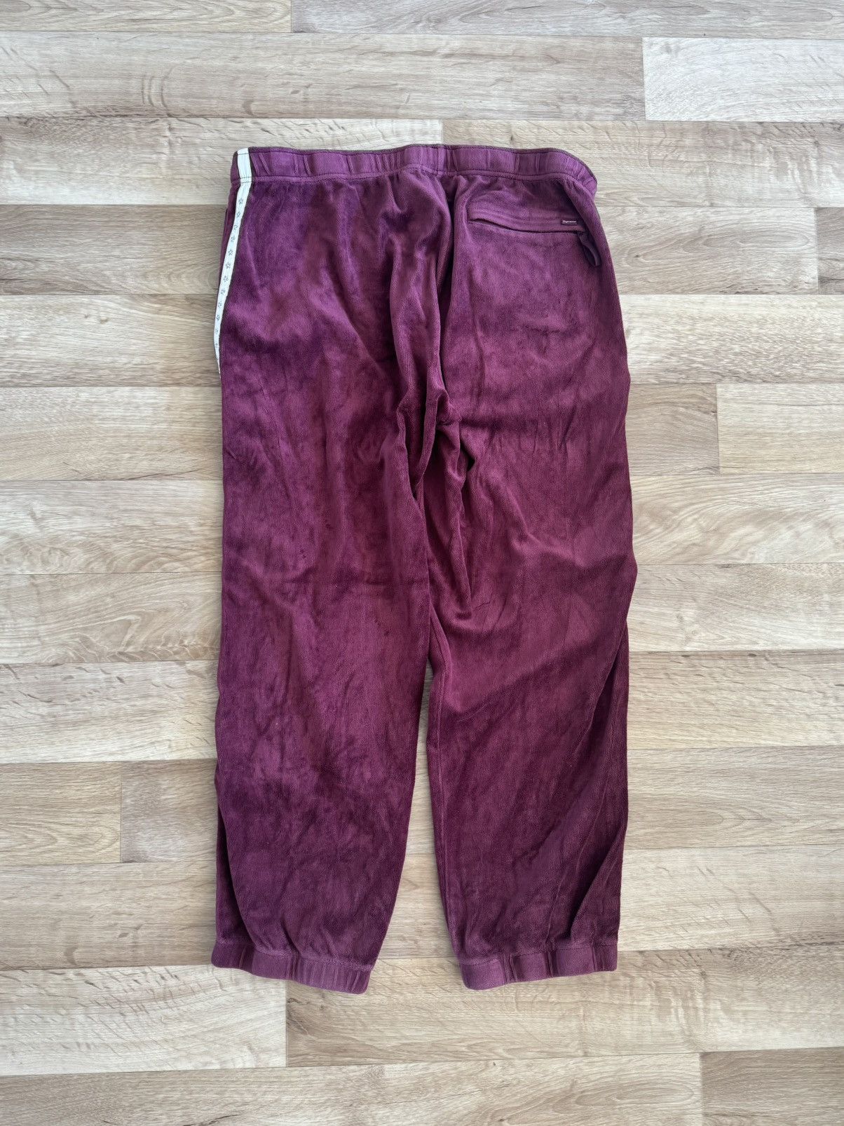 Supreme Supreme Burgundy fleece sweatpants Size US 32 / EU 48 - 2 Thumbnail