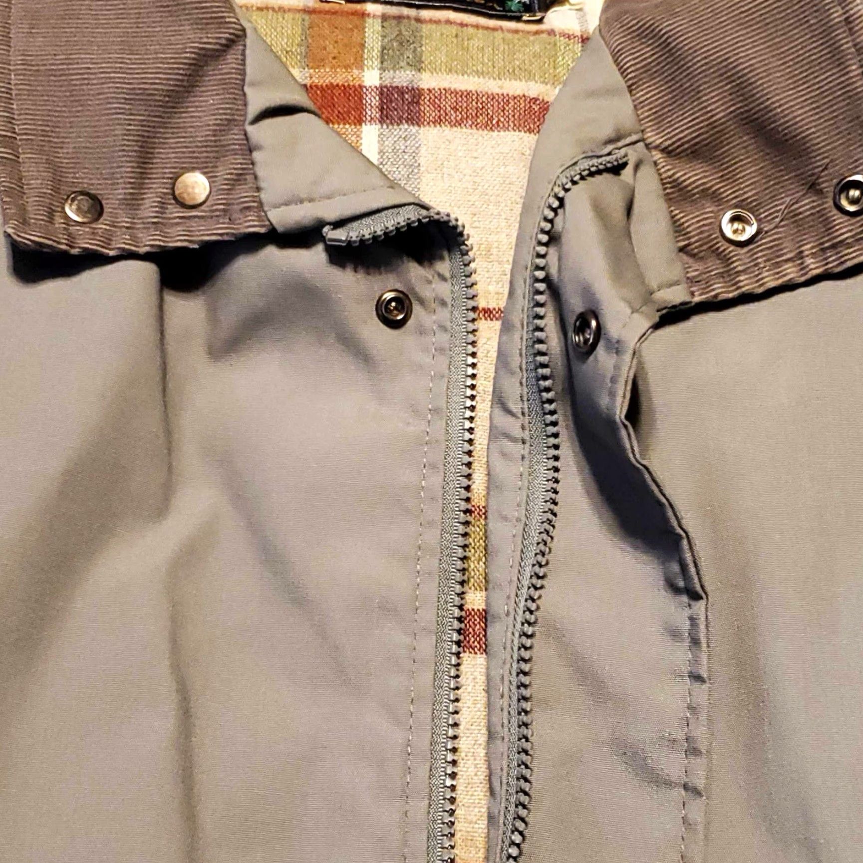 Vintage VINTAGE Fieldmaster Jacket Men's 2XLT Beige Canvas Windproof Full Zip Lined Pockets USA Coat Outdoor Hunting 80s 90s Size US XXL / EU 58 / 5 - 6 Thumbnail