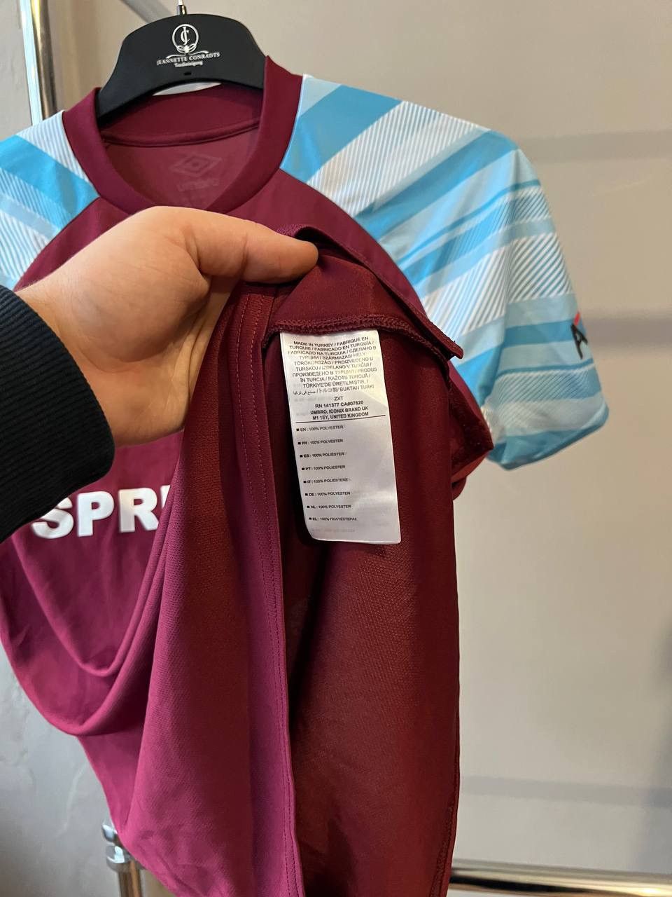 Umbro 2021/22 BURNLEY FC HOME SOCCER JERSEY FOOTBALL SHIRT SIZE S Size US S / EU 44-46 / 1 - 12 Thumbnail