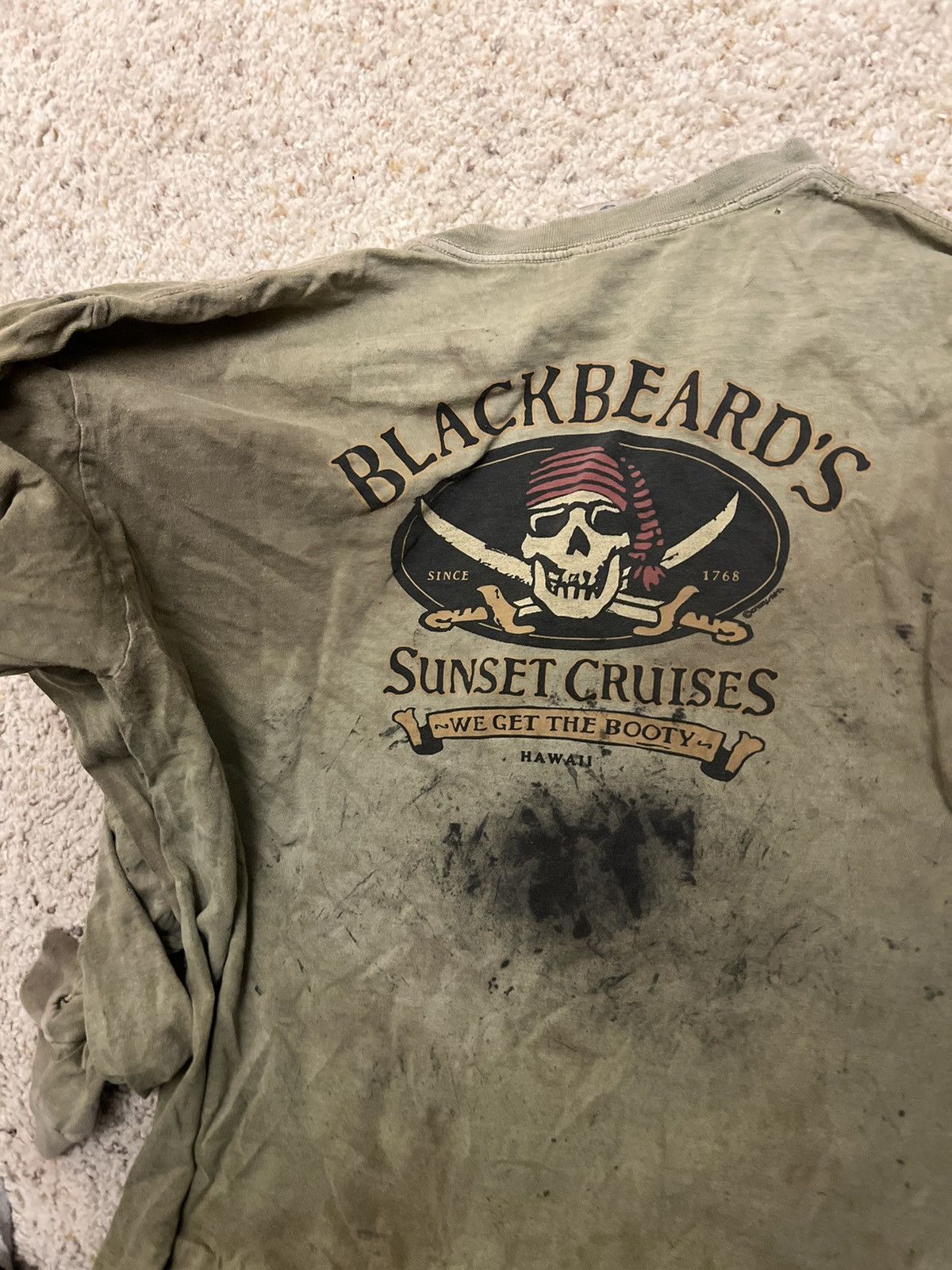 Vintage Thrashed & Faded Blackbeard Cruises long sleeve Size US L / EU 52-54 / 3 - 8 Thumbnail